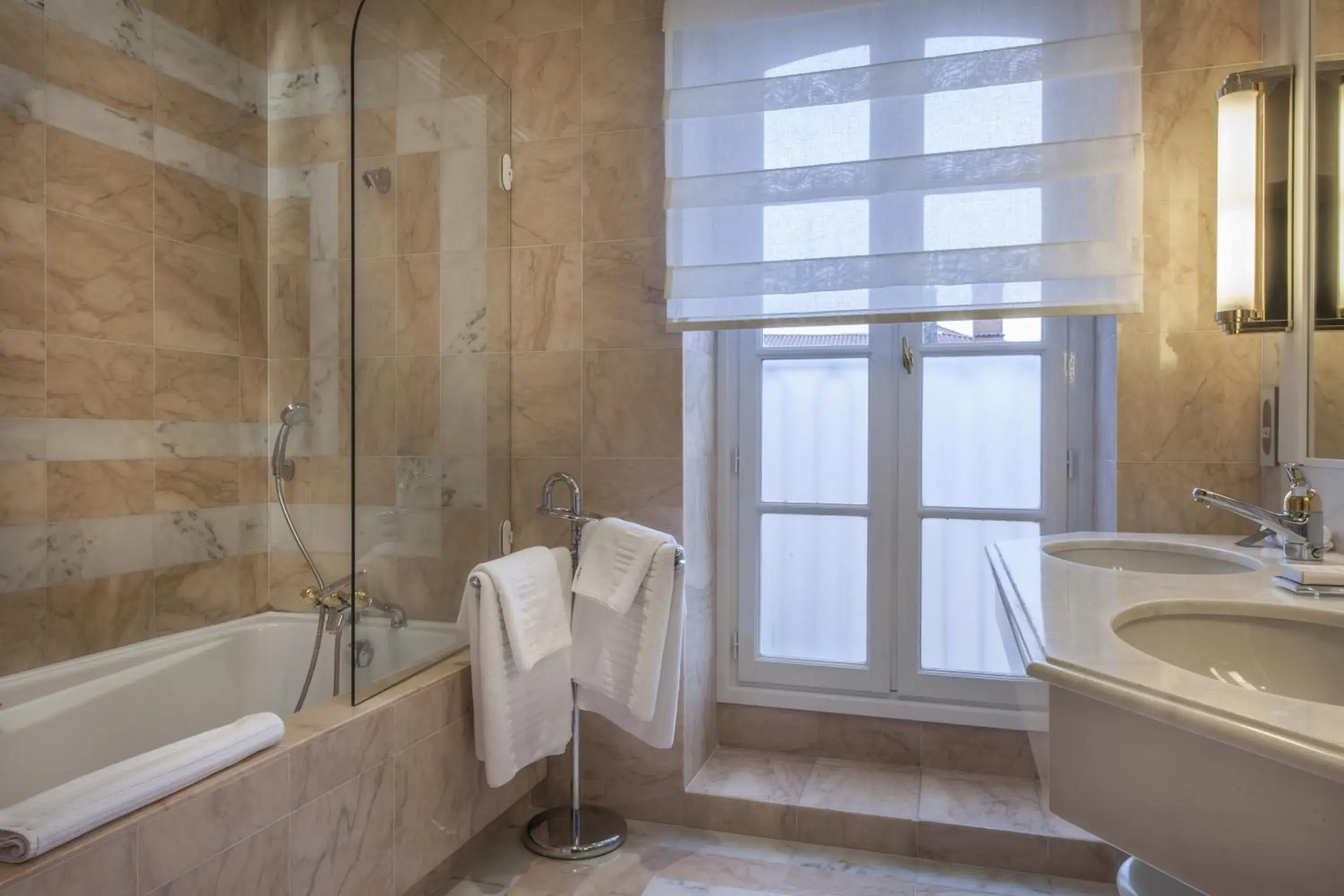 Bathroom in Villa Florentine