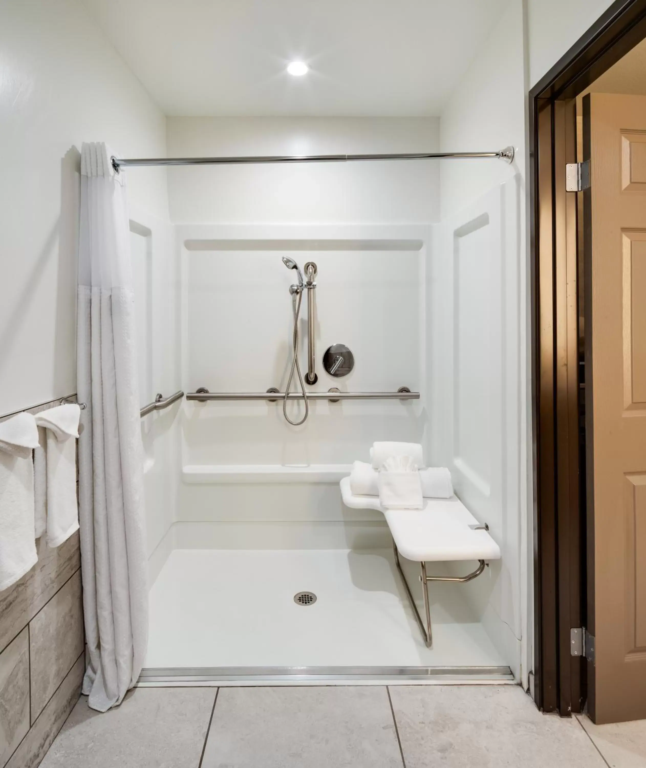 Shower, Bathroom in Ayres Hotel Costa Mesa Newport Beach