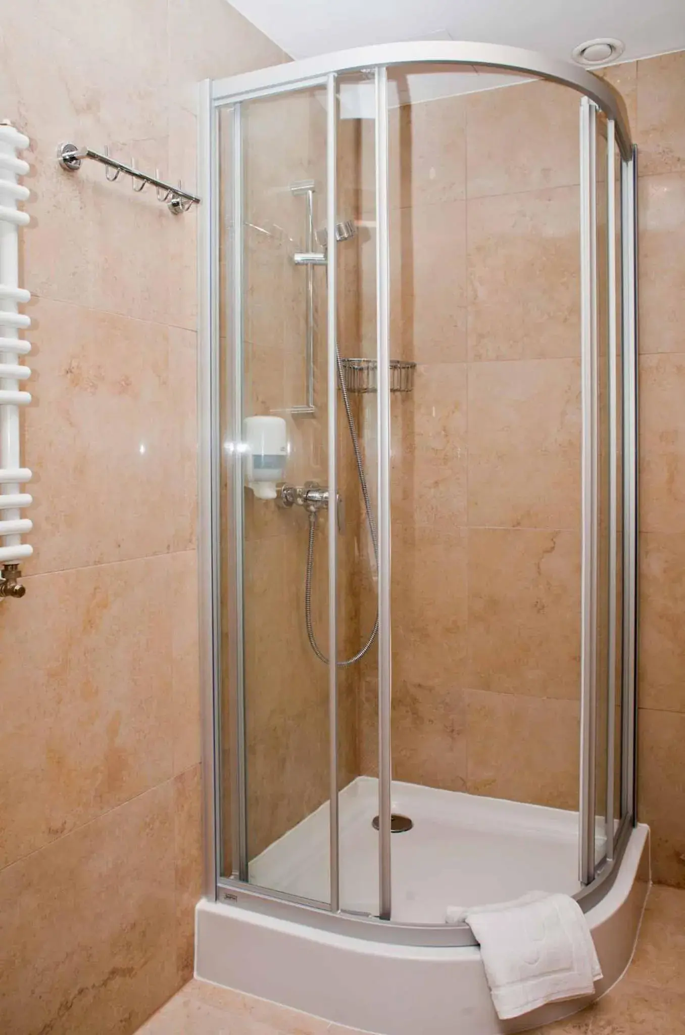 Shower, Bathroom in Best Western Hotel Jurata