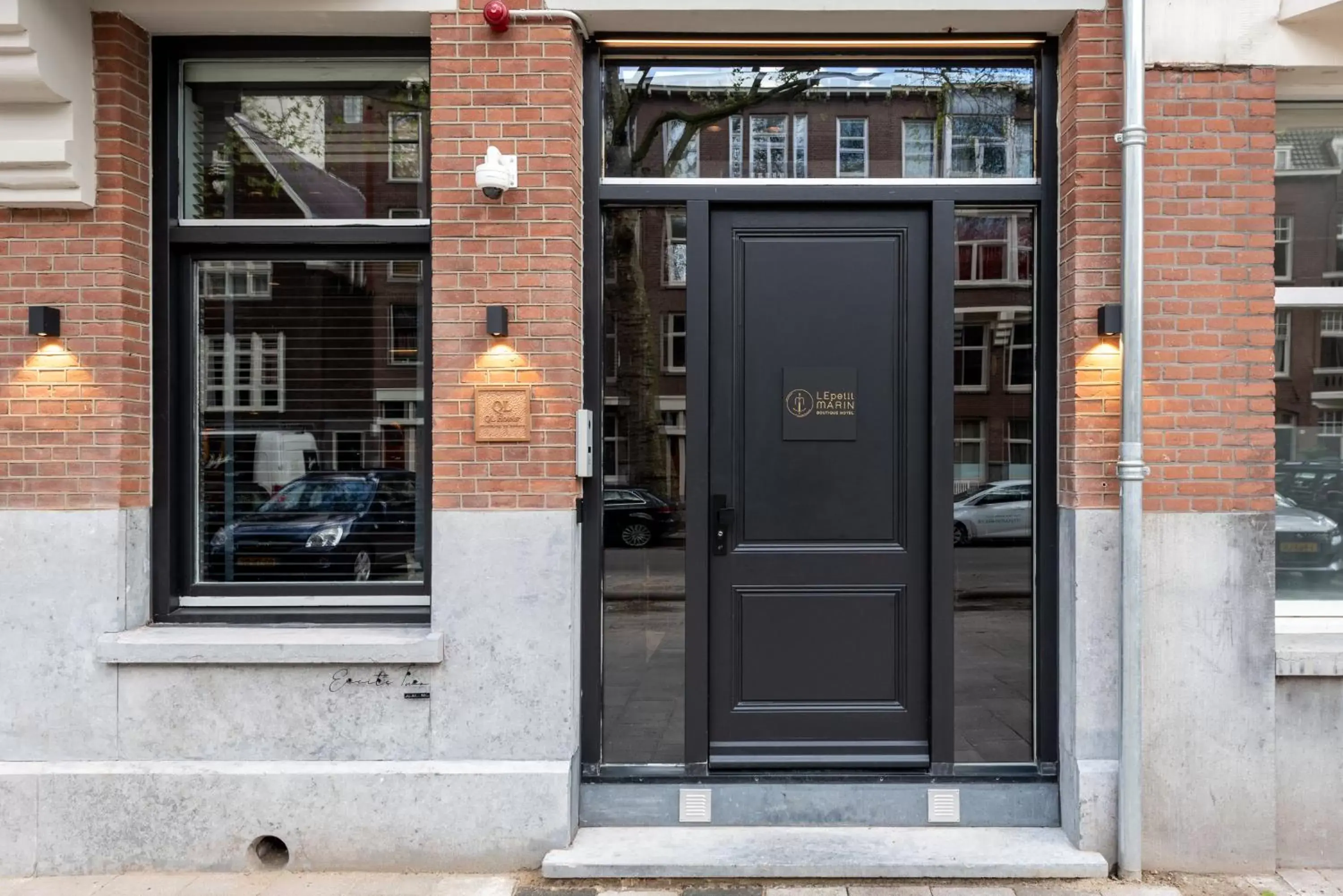 Facade/entrance in Le Petit Marin Boutique Hotel