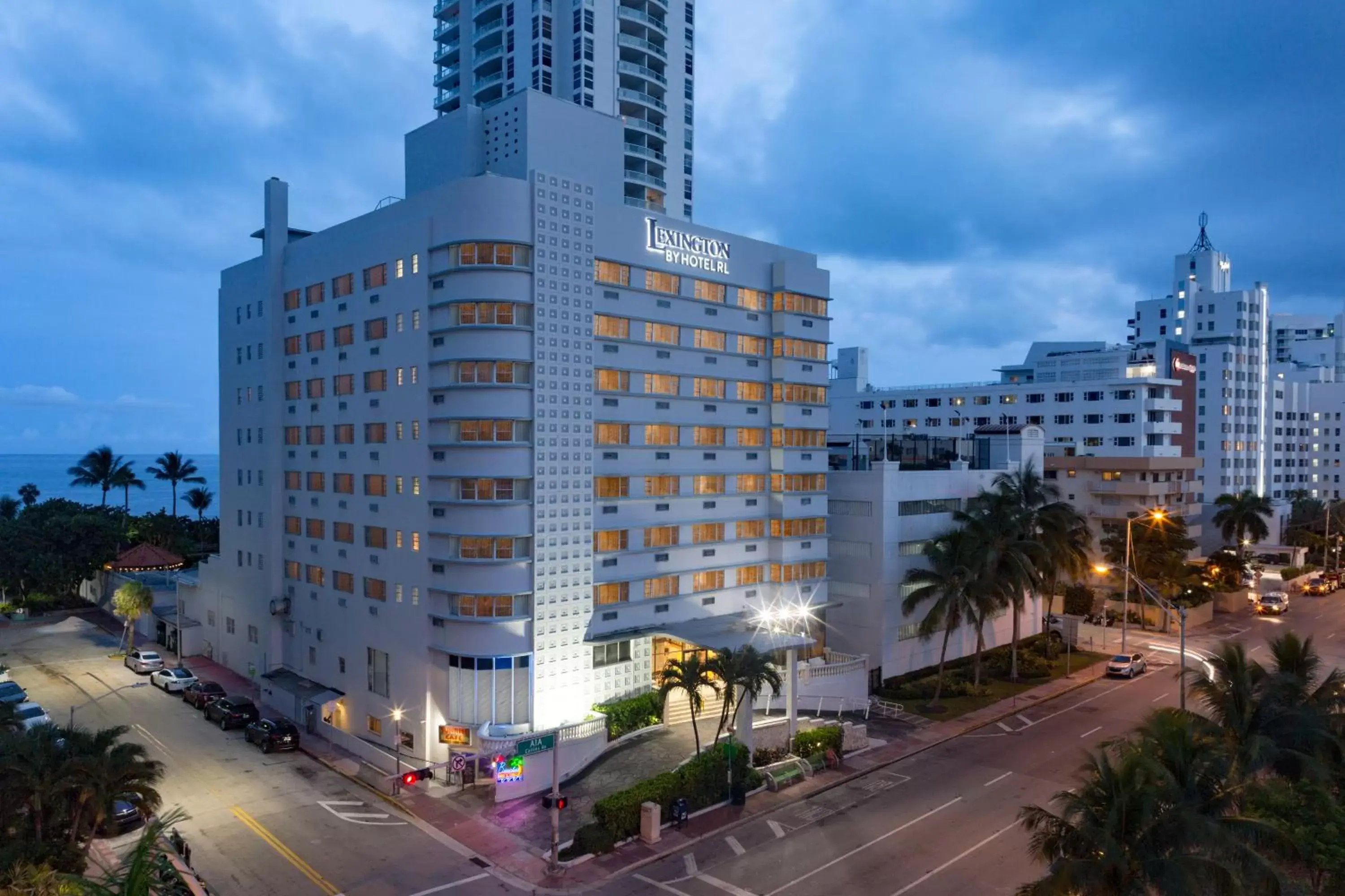 Property building in Lexington by Hotel RL Miami Beach