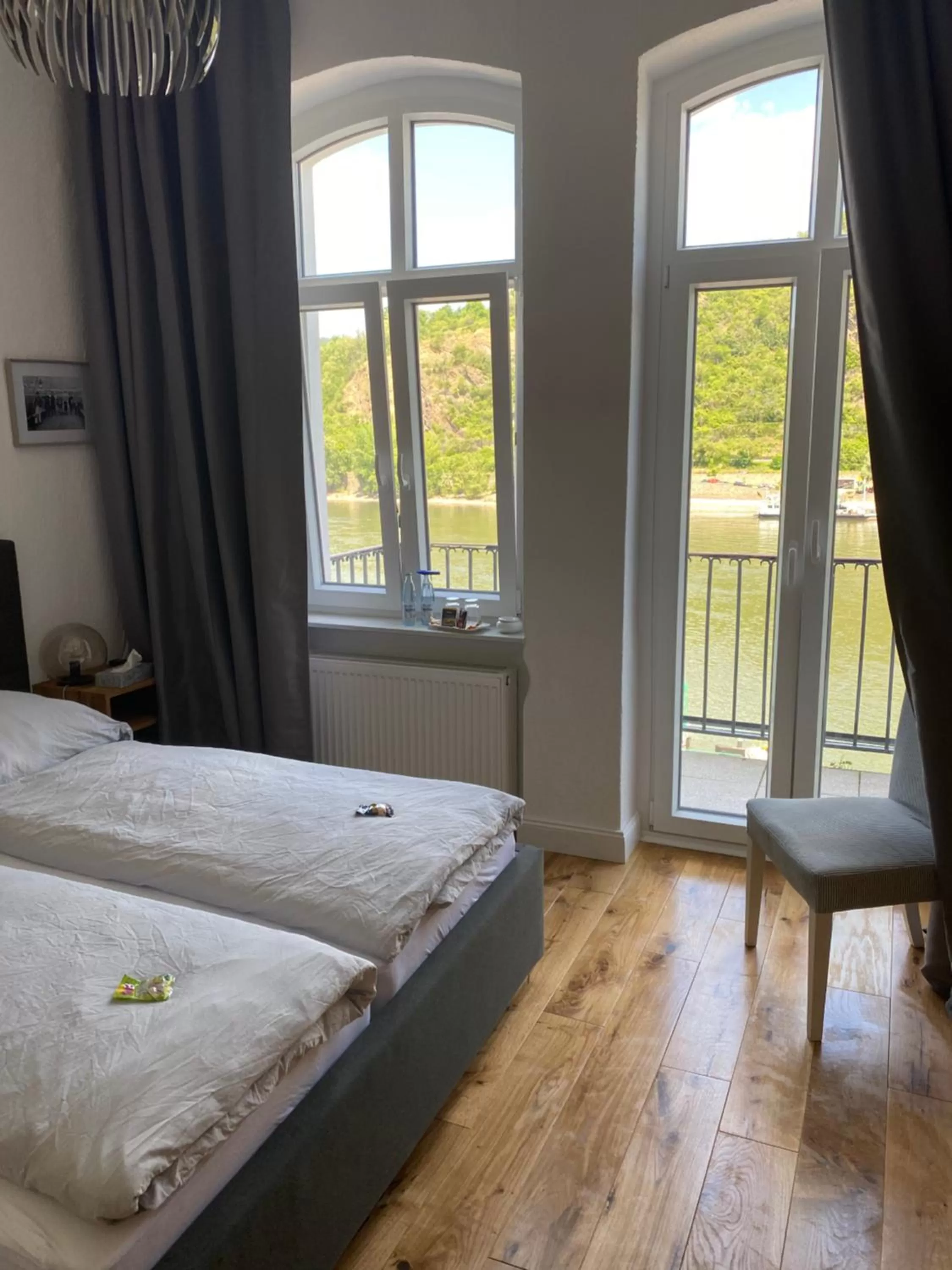 Bed in Pension Zur Fähre