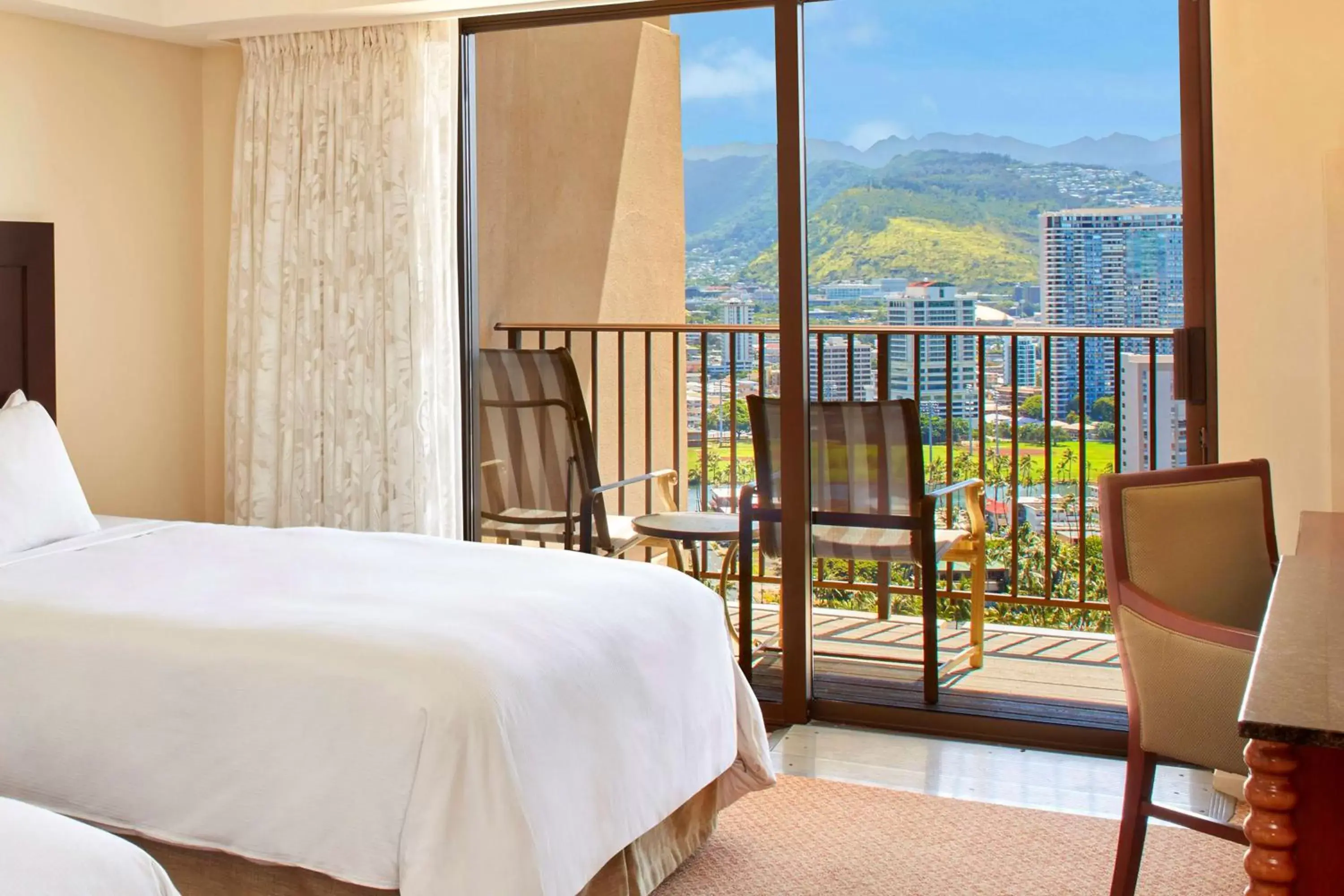 View (from property/room), Mountain View in Hilton Hawaiian Village Waikiki Beach Resort