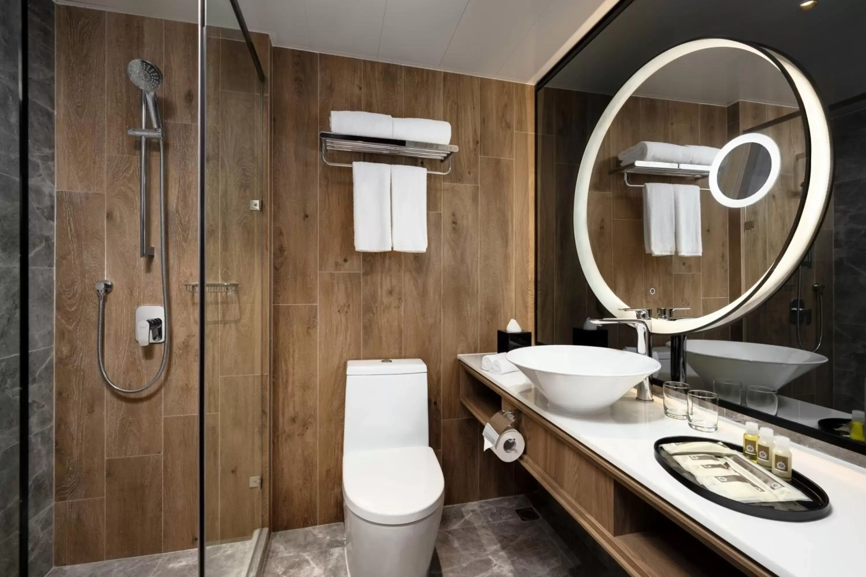 Bathroom in Park Hotel Hong Kong