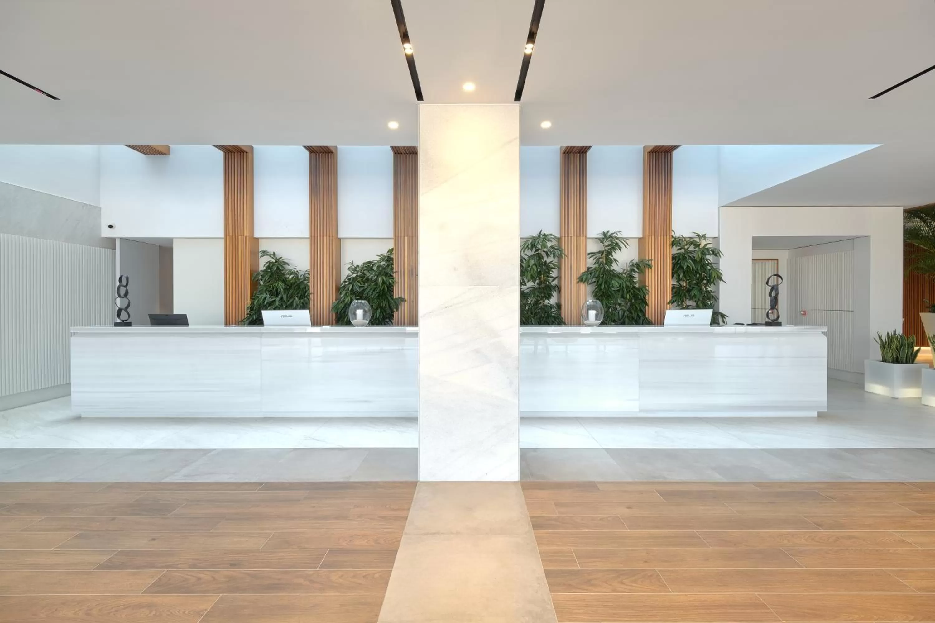 Lobby or reception in Hotel Marina Badalona