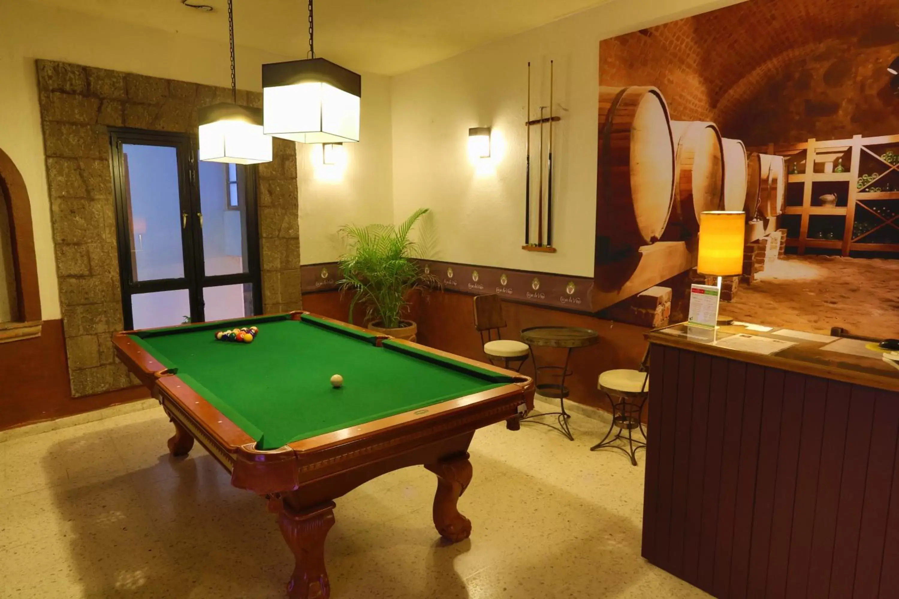 Billiard, Billiards in Hotel Casa de Vino