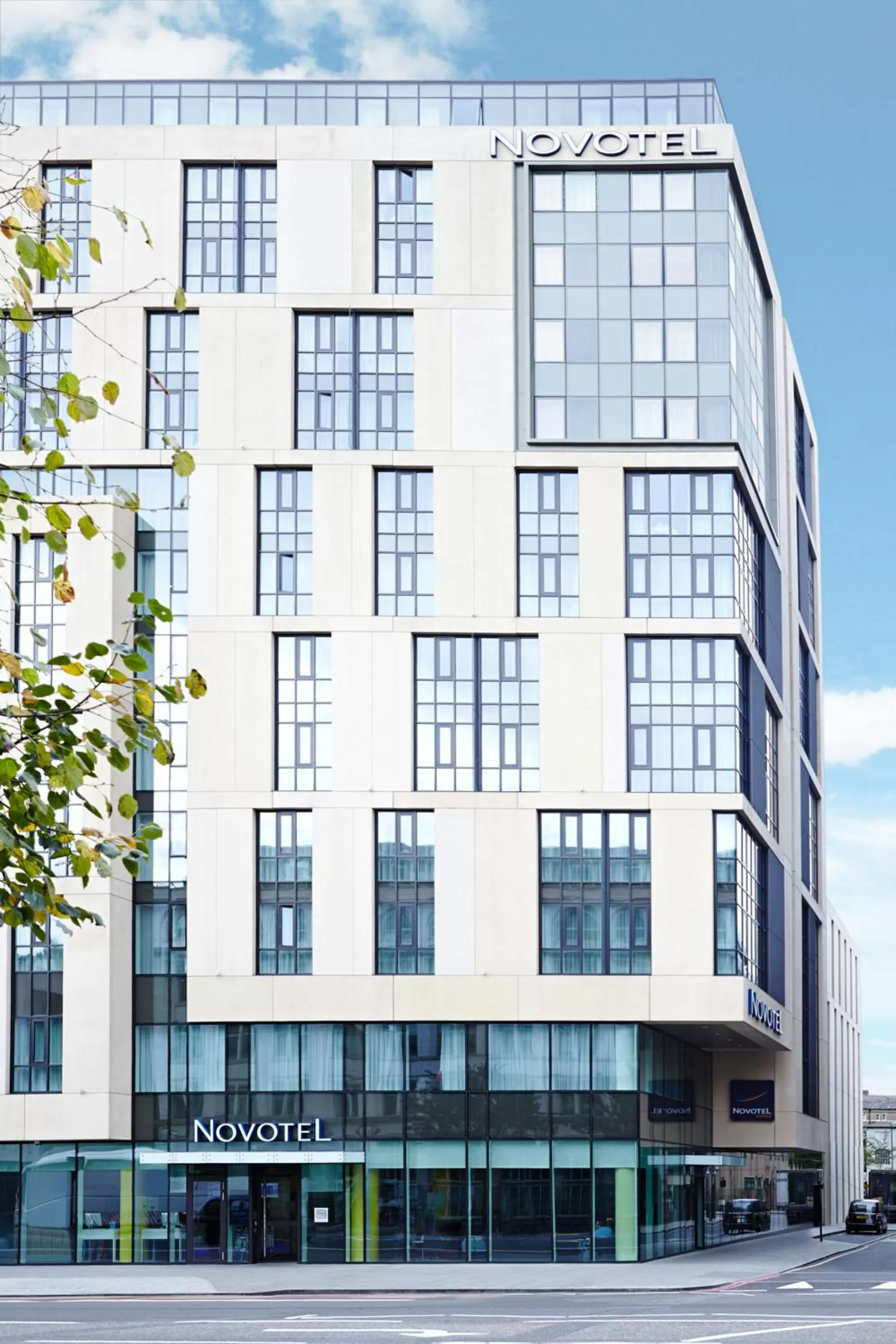 Property building in Novotel London Blackfriars