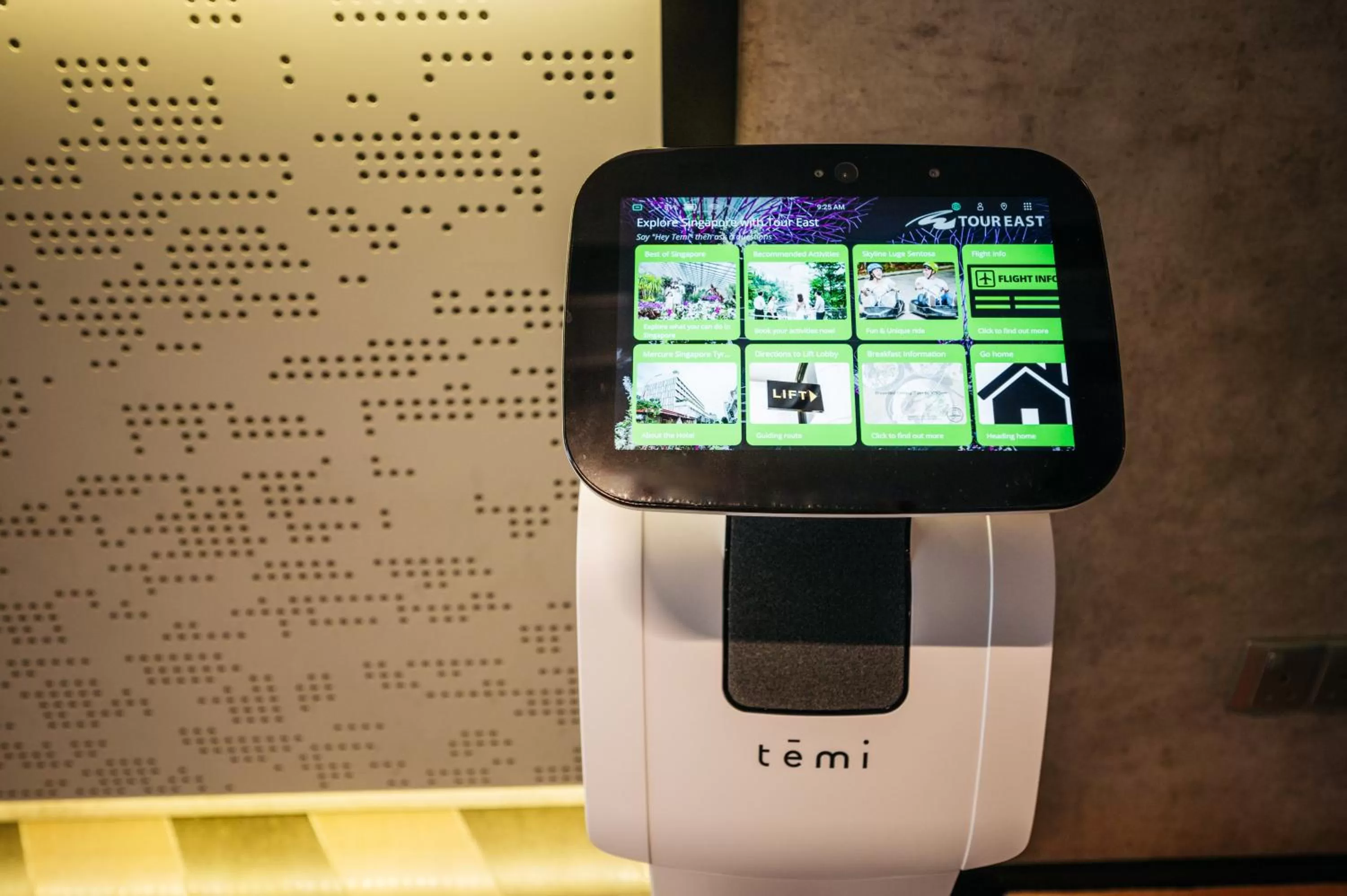 Lobby or reception in Mercure Singapore Tyrwhitt