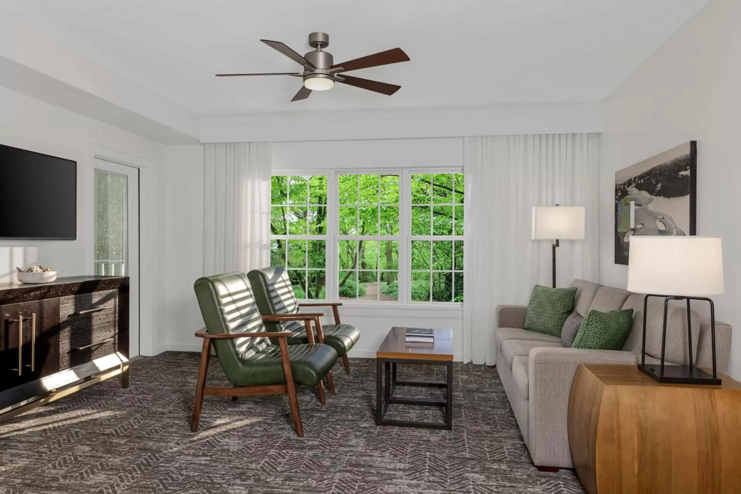 Living room, Seating Area in Marriott's Fairway Villas