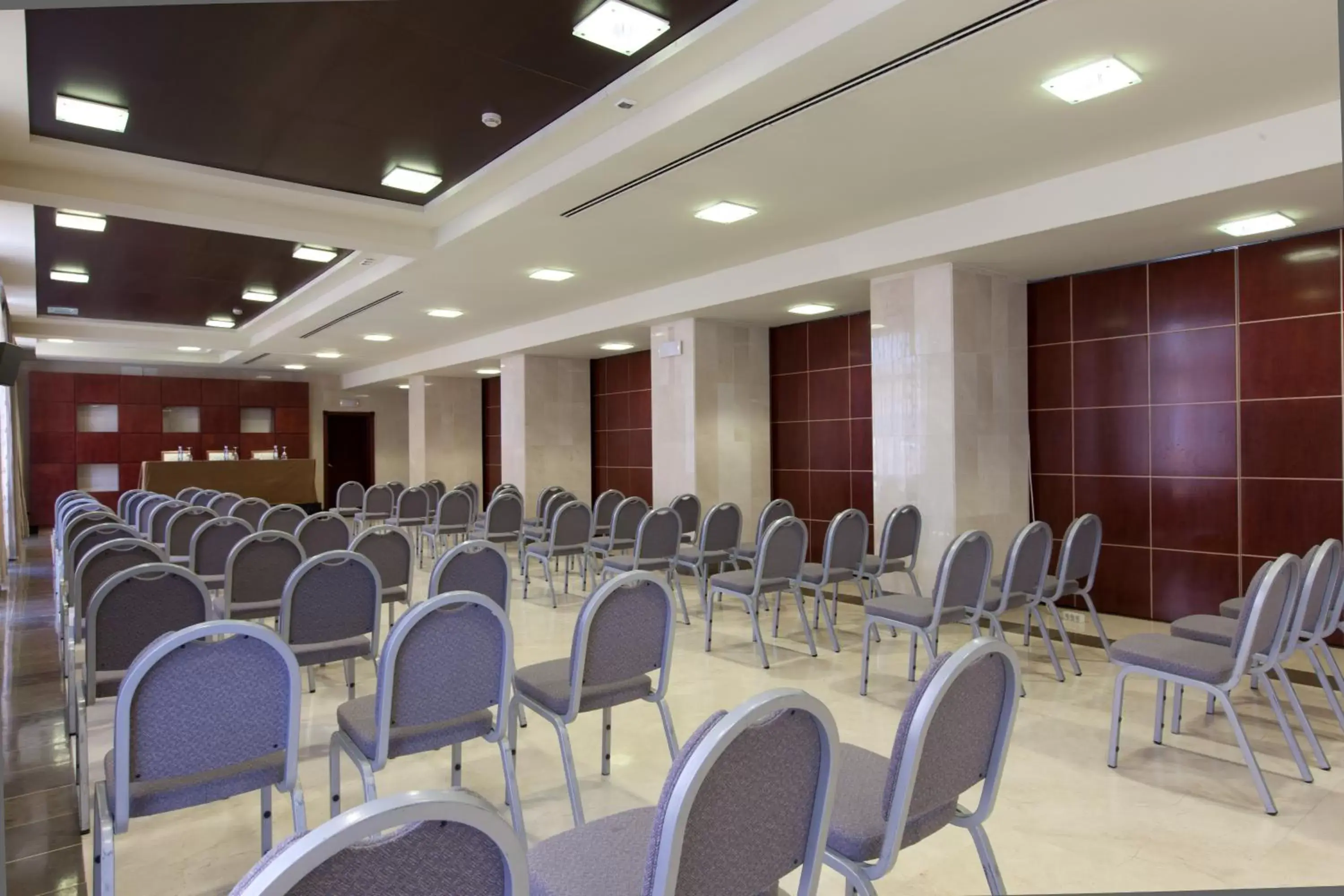 Business facilities in Hotel Badajoz Center