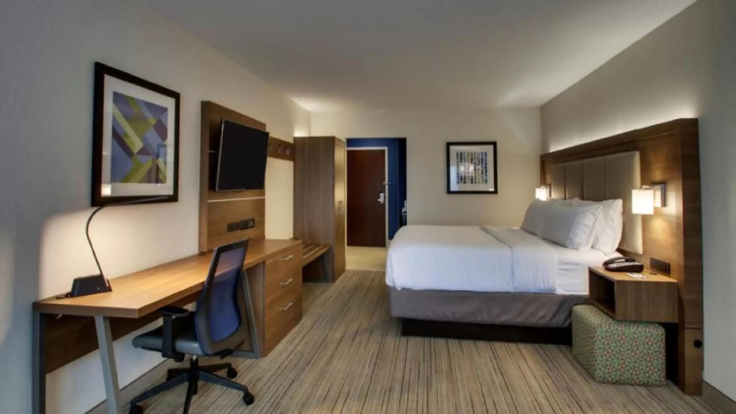 Photo of the whole room in Holiday Inn Express Hotel & Suites Mount Pleasant, an IHG Hotel