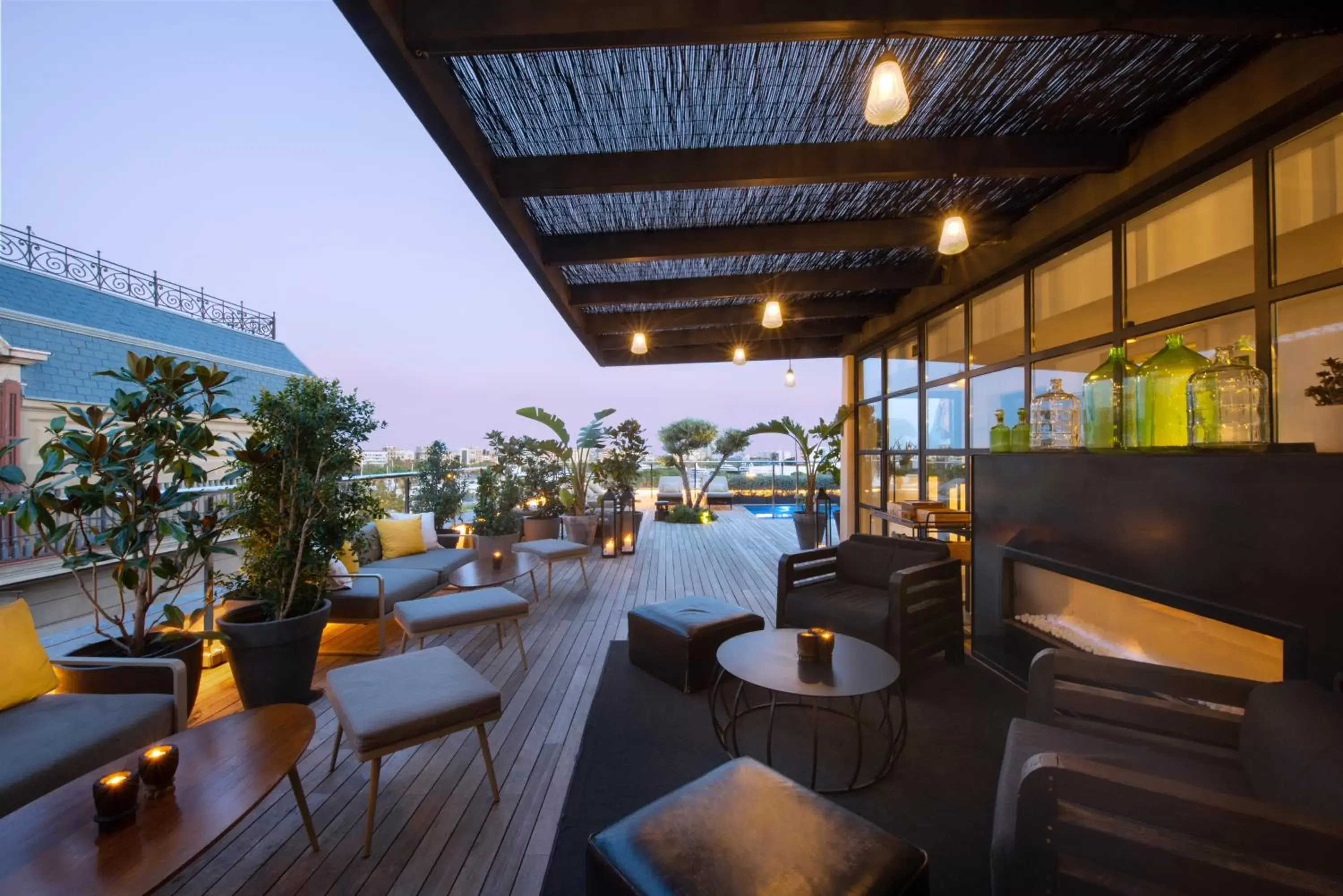 Balcony/Terrace, Restaurant/Places to Eat in Serras Barcelona