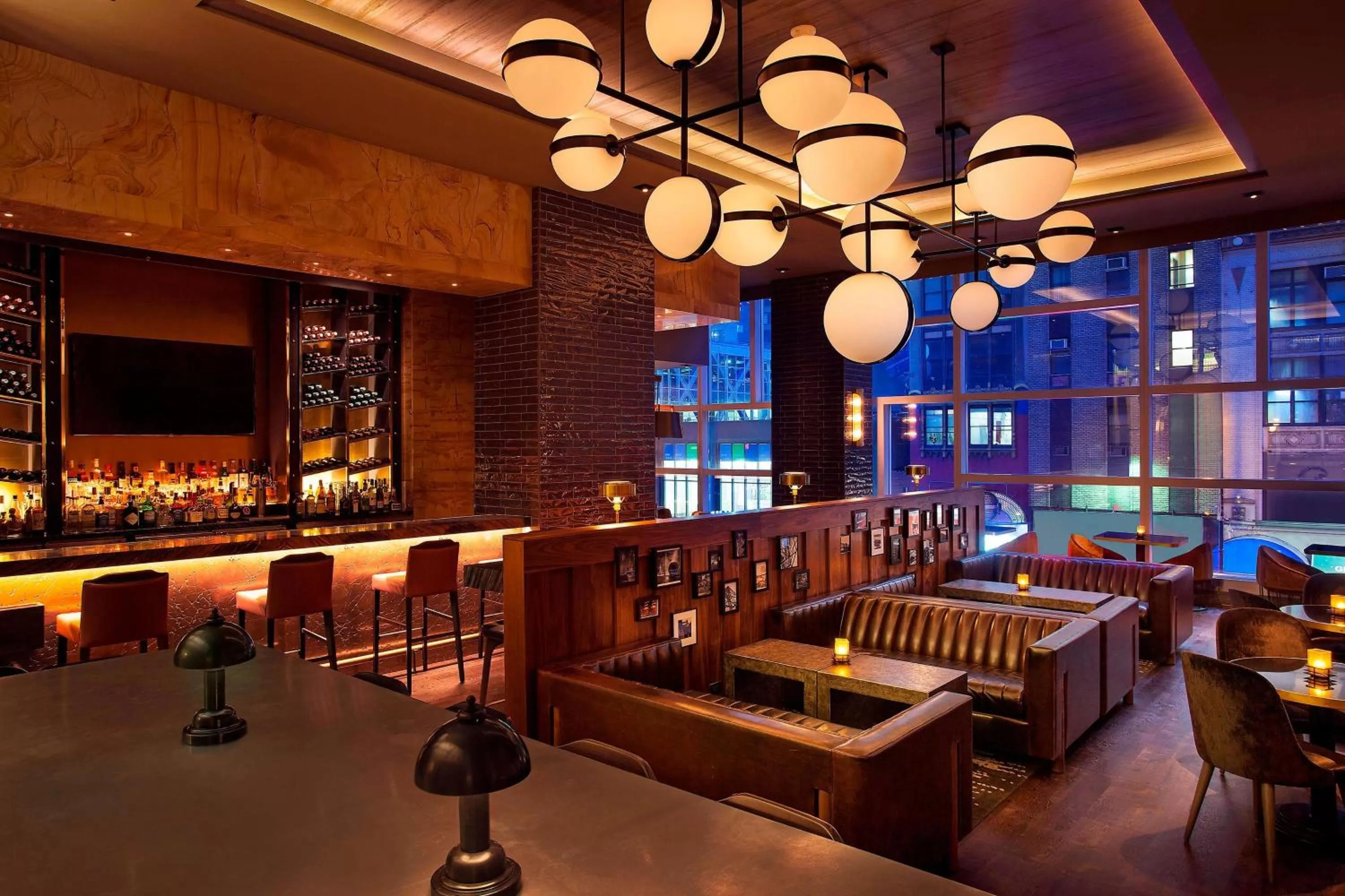 Lounge or bar in The Westin New York at Times Square