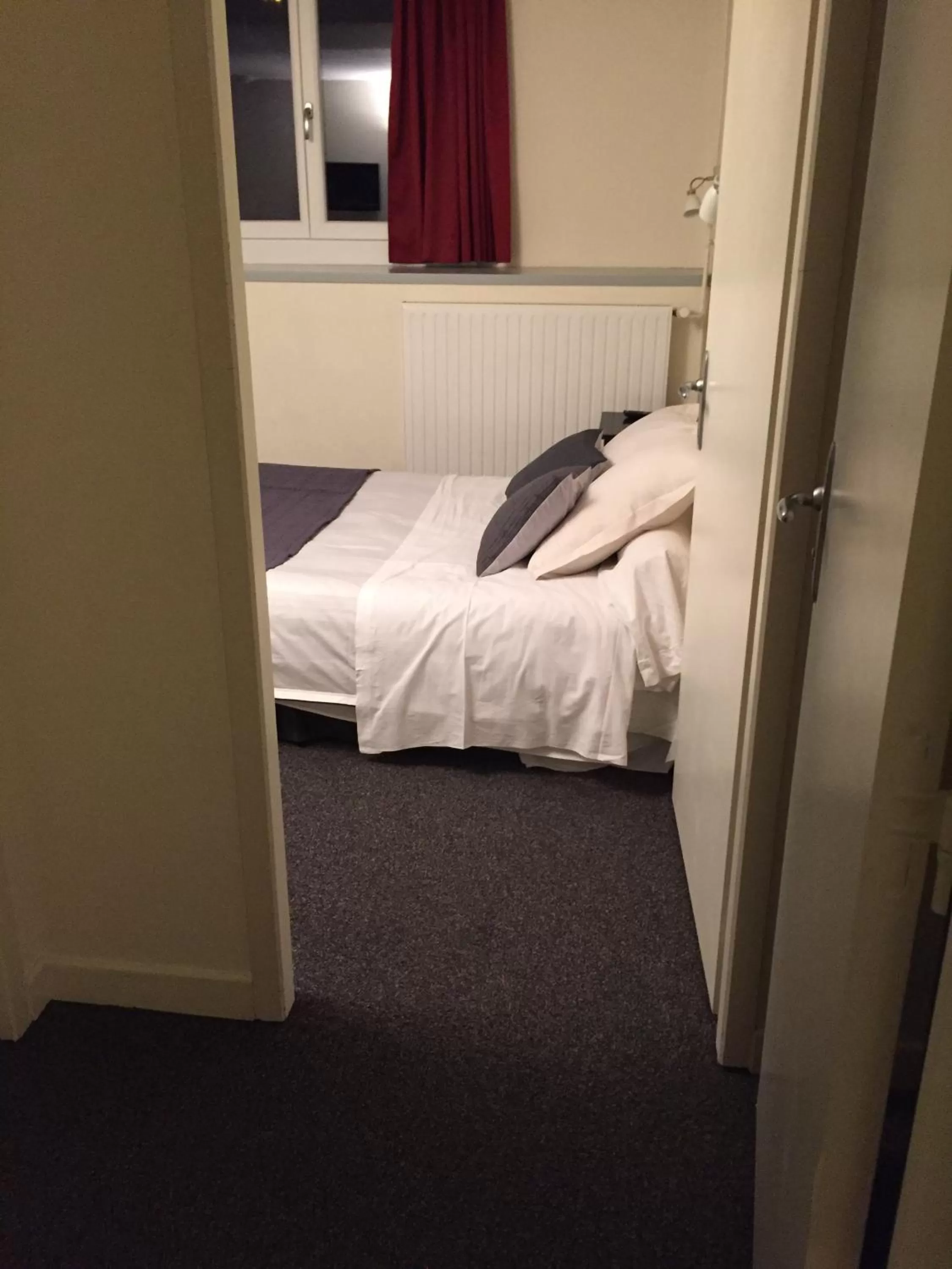 Decorative detail, Bed in Acacias Apparts Hotel