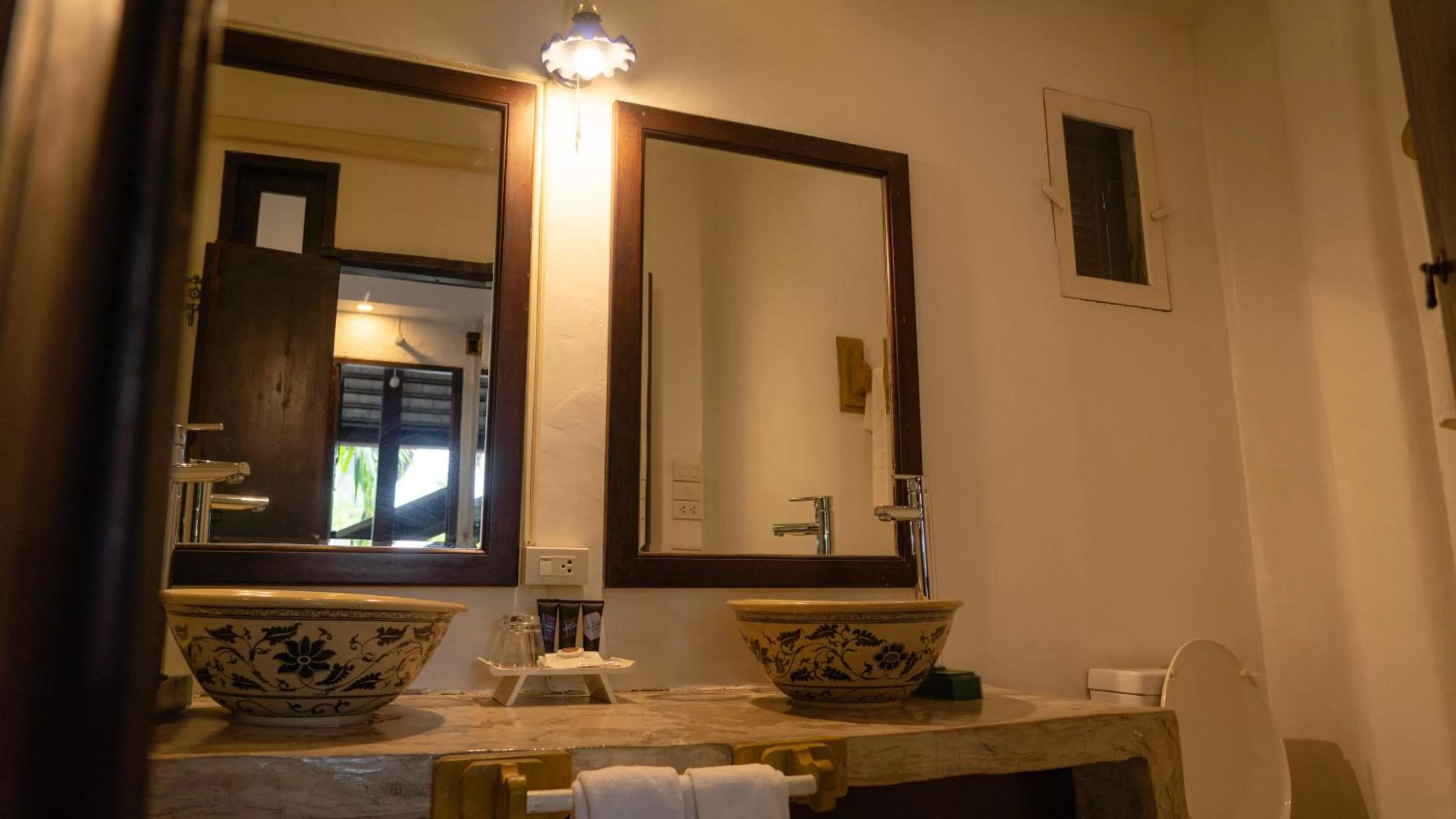 Bathroom in Cheva Gallery Boutique Hotel