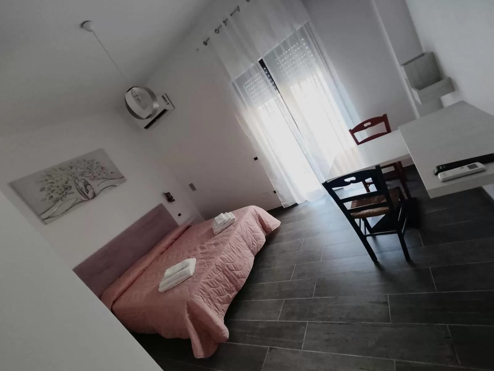 Photo of the whole room, Bed in B&B Aurora