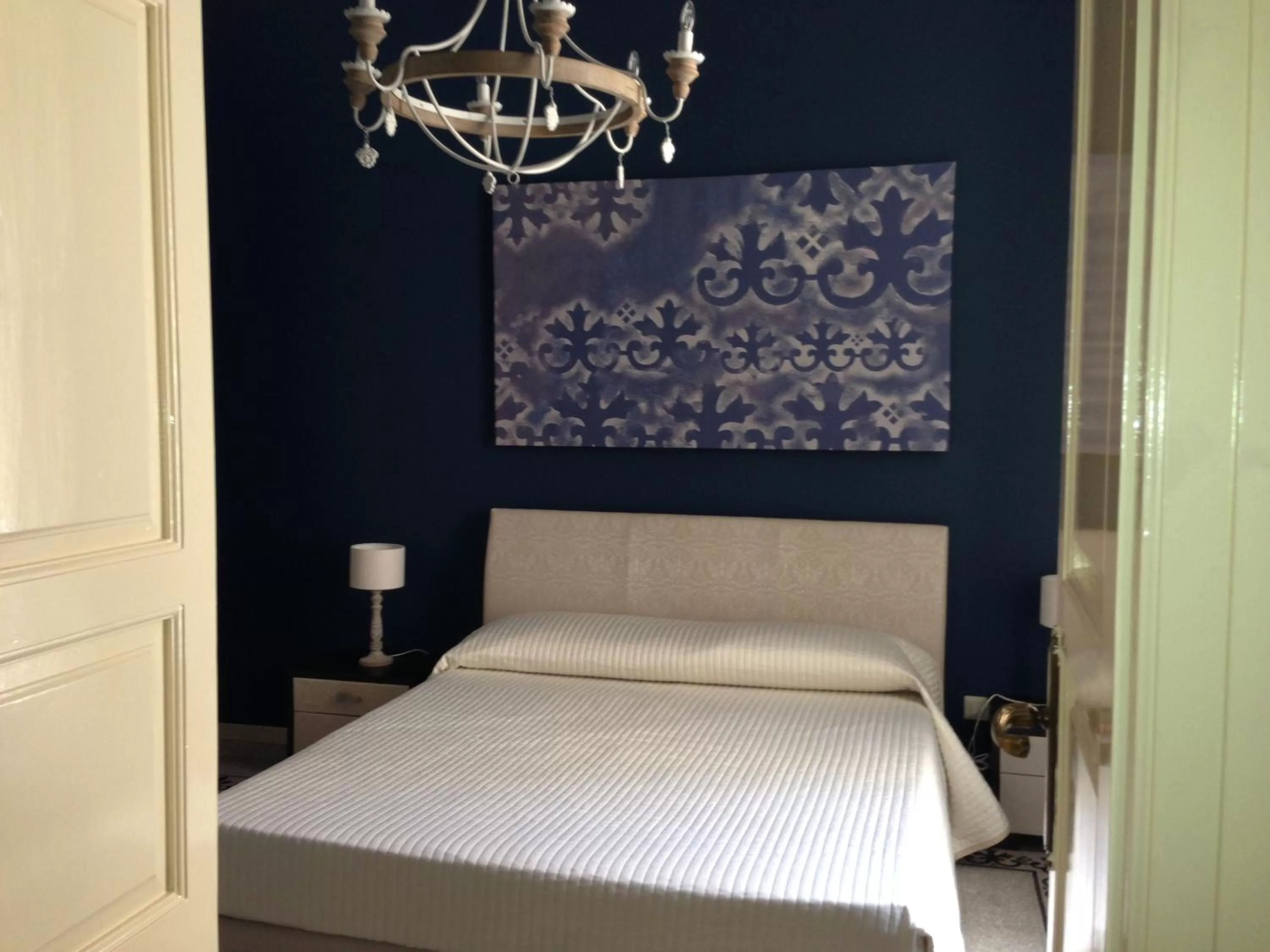 Bedroom, Bed in Albergo Diffuso Dimora Rossi B&B