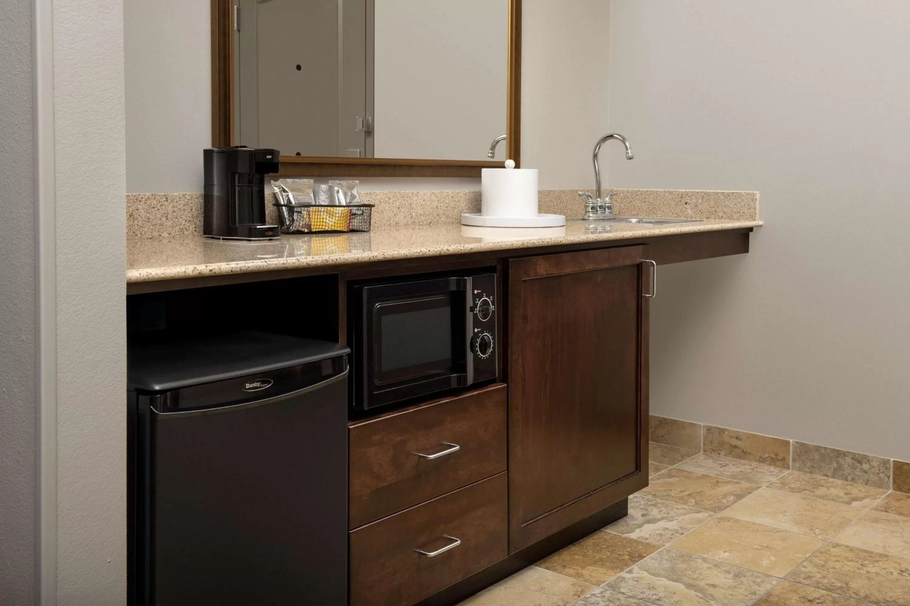 Photo of the whole room in Hampton Inn & Suites Holly Springs