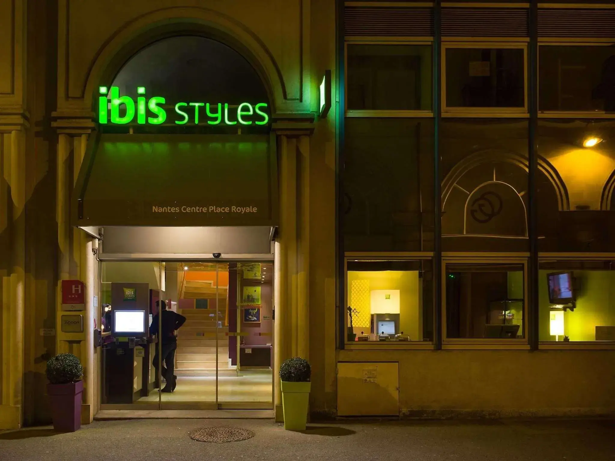 Property building in ibis Styles Nantes Centre Place Royale
