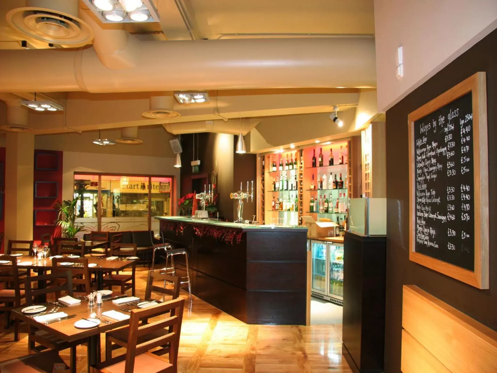 Restaurant/places to eat in The Dragon Hotel Restaurant/places to eat in The Dragon Hotel