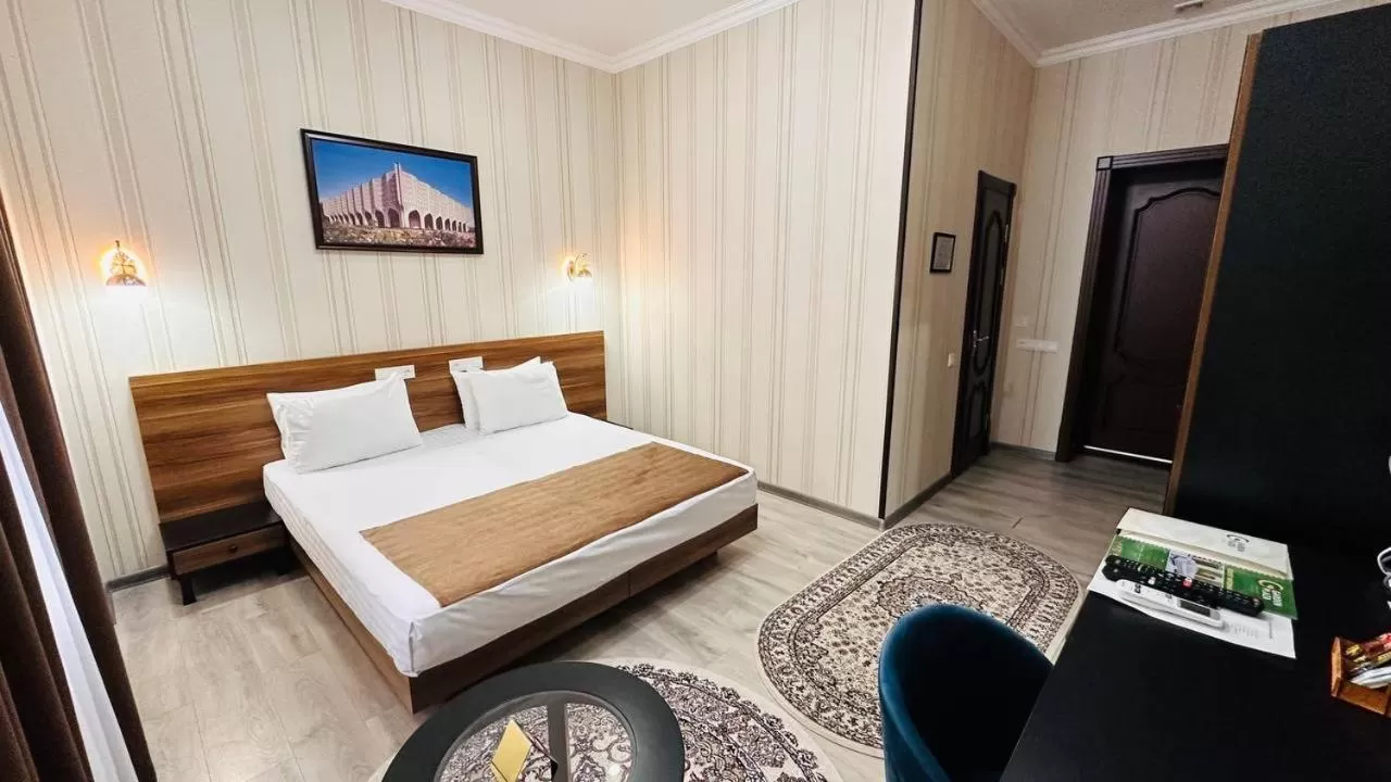 Bed in Garden Plaza Bukhara