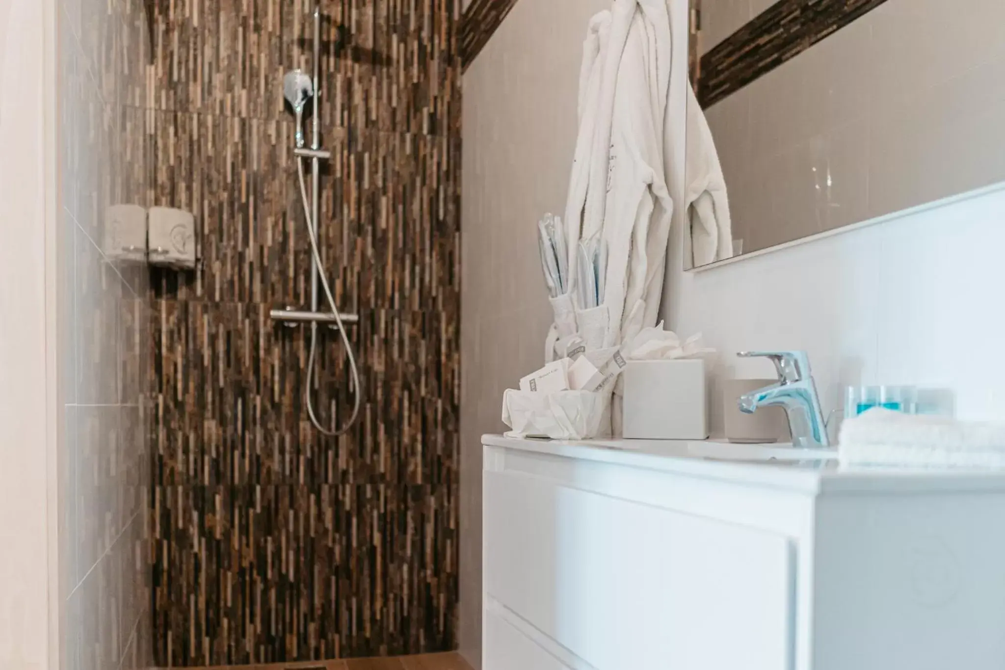 Bathroom in Palazzo Violetta Boutique Hotel