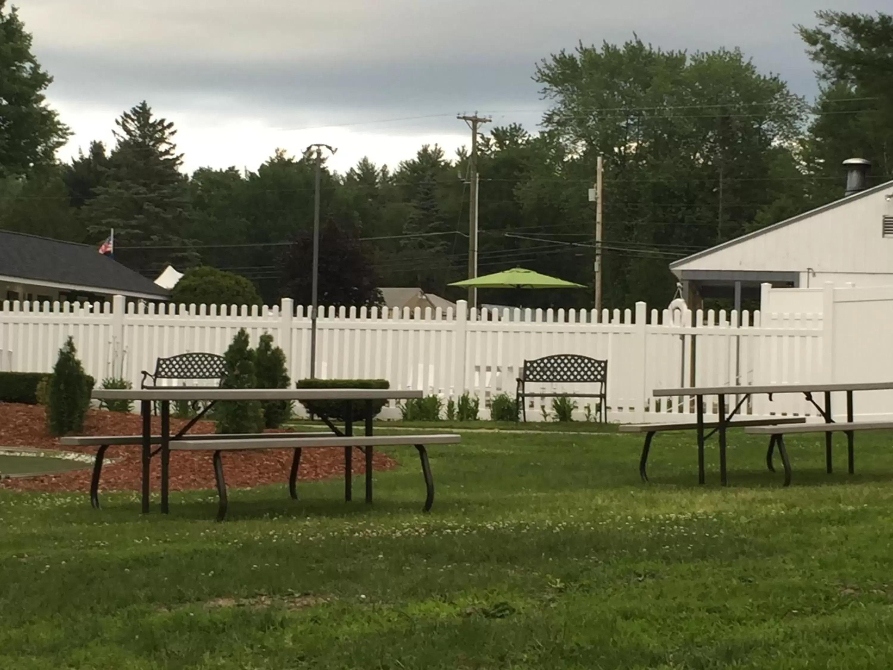 BBQ facilities, Property Building in Merrill Farm Inn