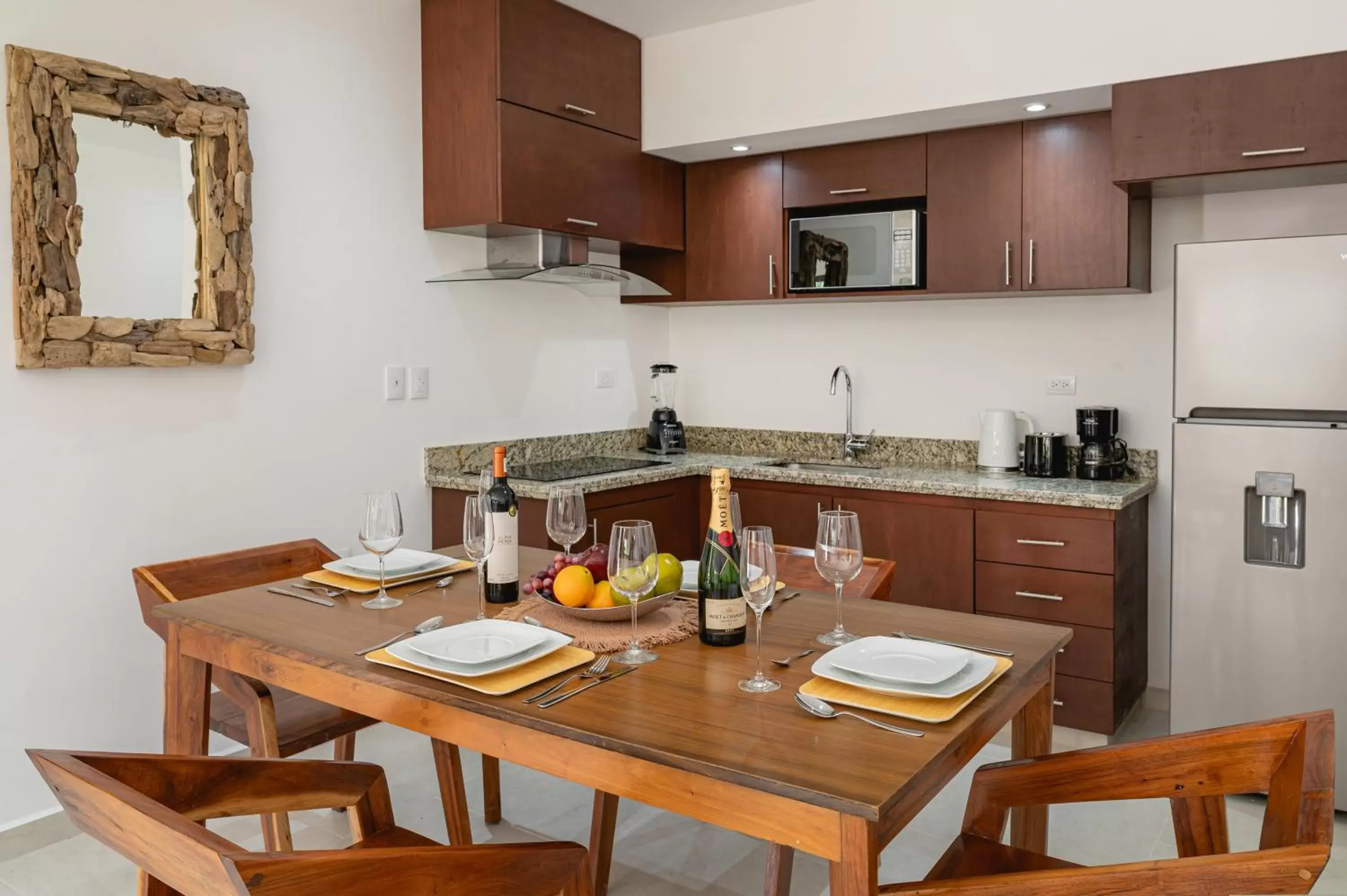 Dining Area in Apartment and Penthouse Blue Luxury Kukulkan Tulum