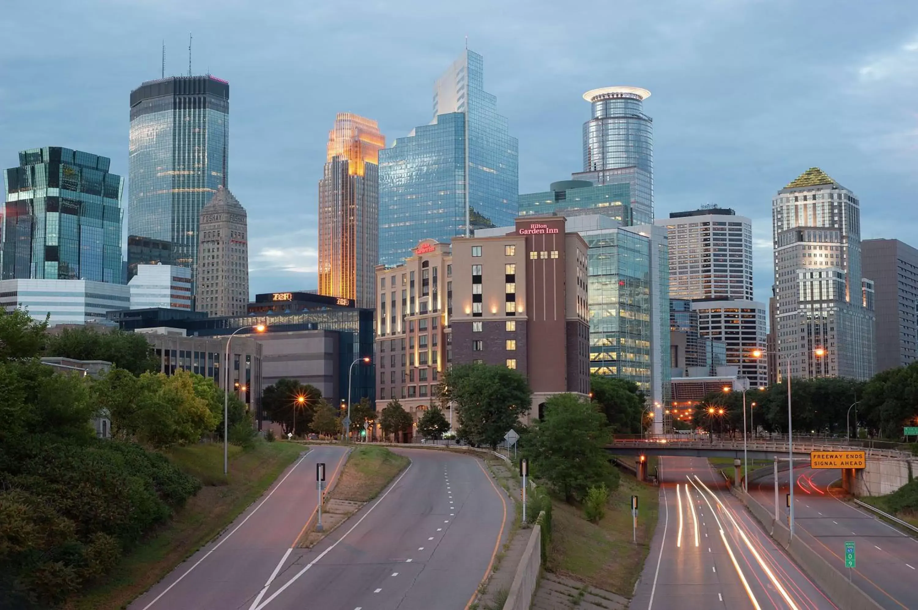 Property building in Hilton Garden Inn Minneapolis Downtown