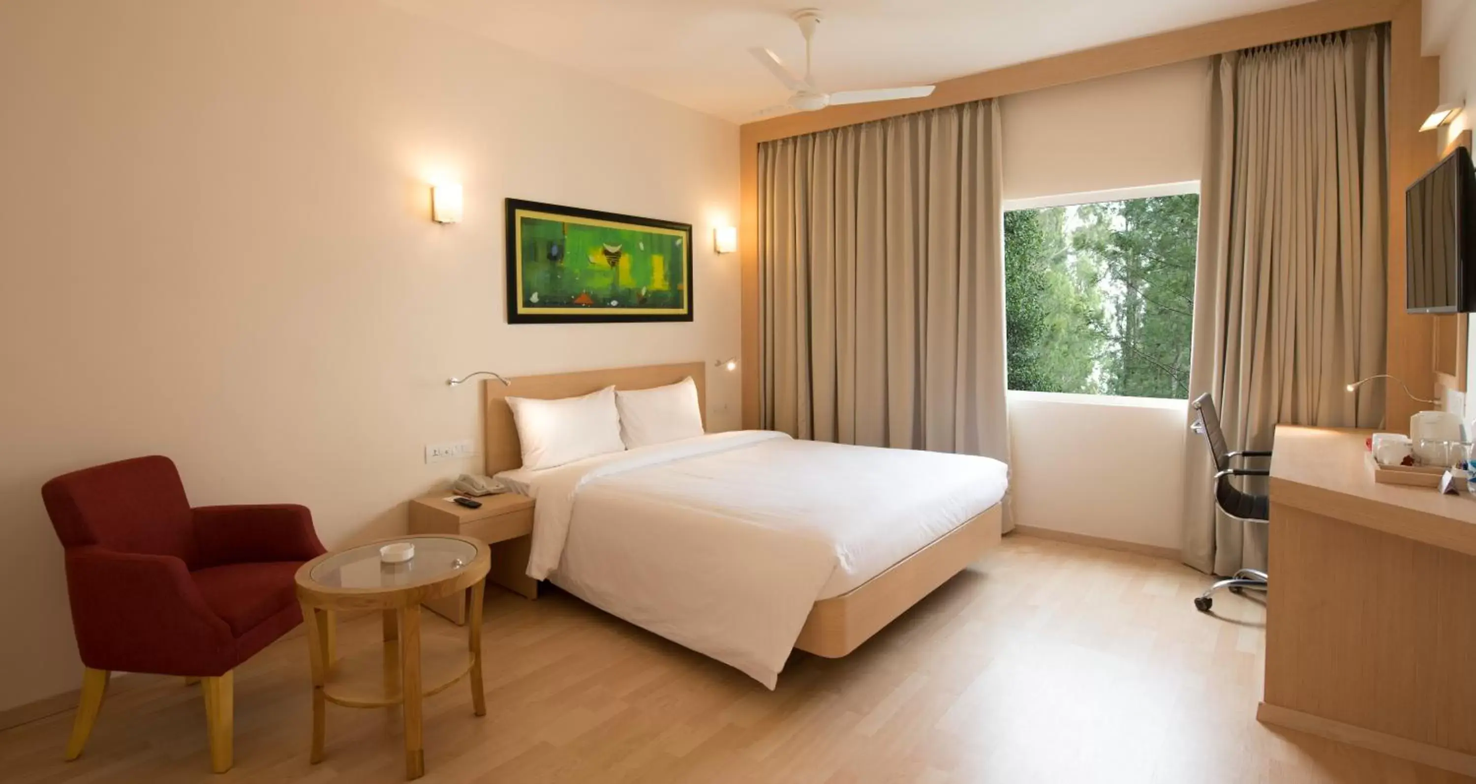 Executive Suite - single occupancy in Red Fox by Lemon Tree Hotels, Tiruchirappalli Trichy Executive Suite - single occupancy in Red Fox by Lemon Tree Hotels, Tiruchirappalli Trichy