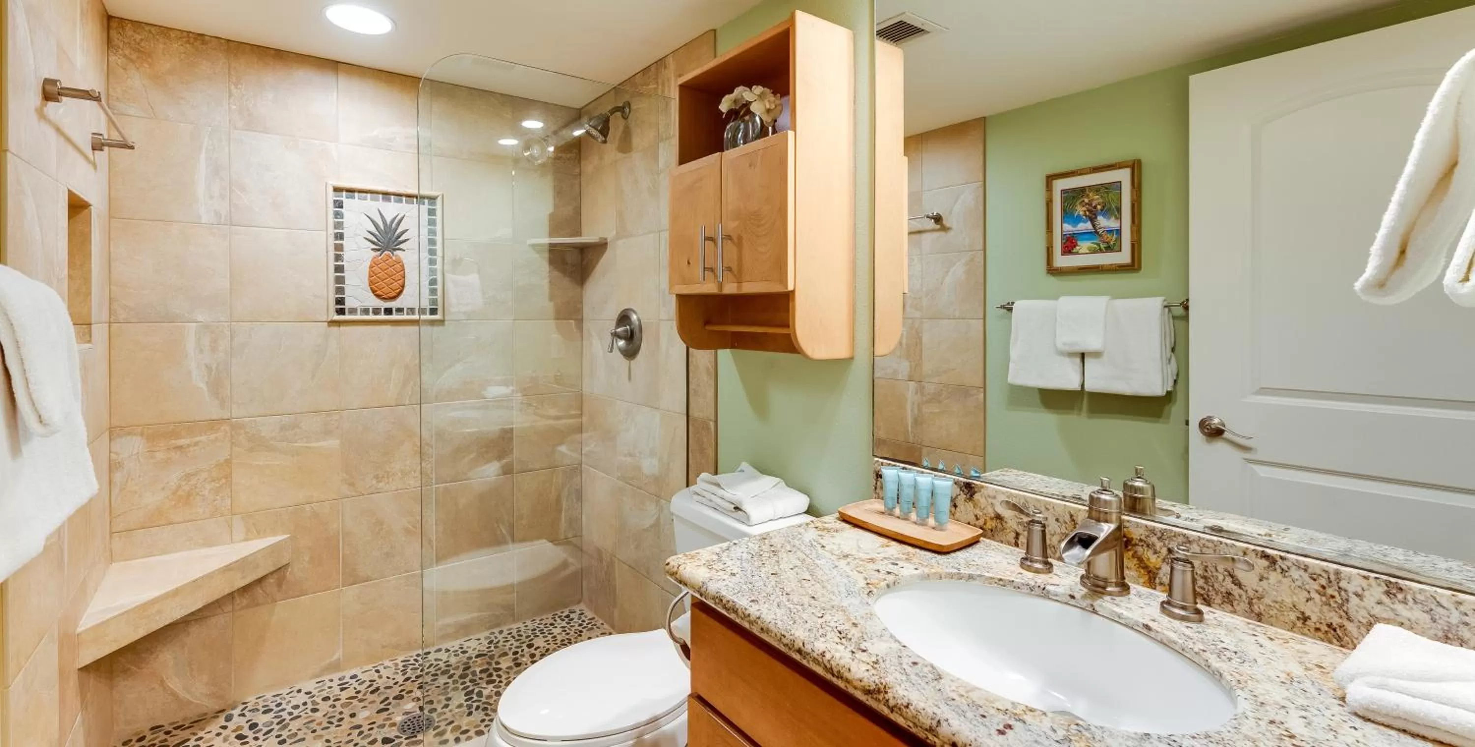 Bathroom in Castle At Maui Banyan