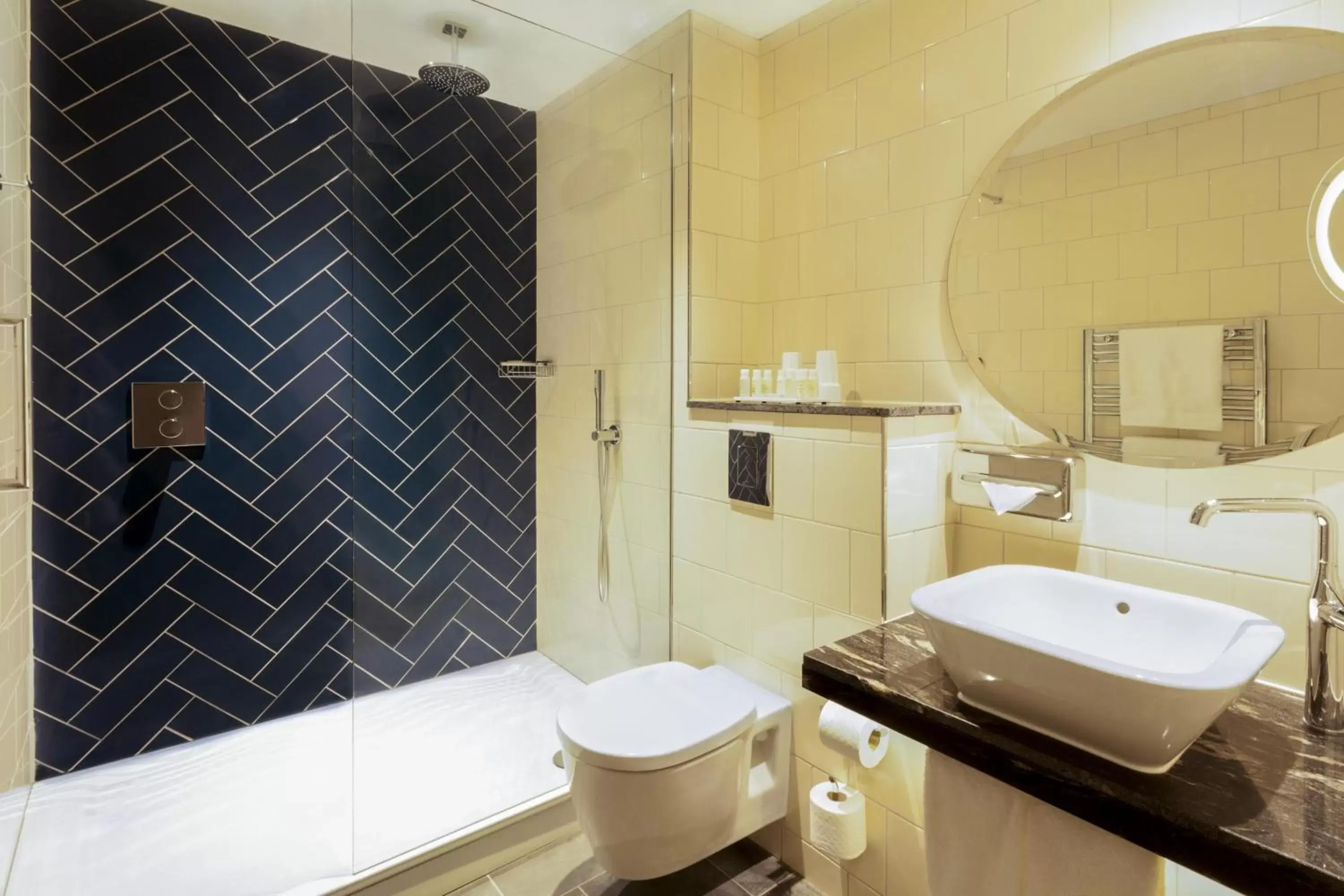 Bathroom in Hotel Indigo - Edinburgh - Princes Street, an IHG Hotel