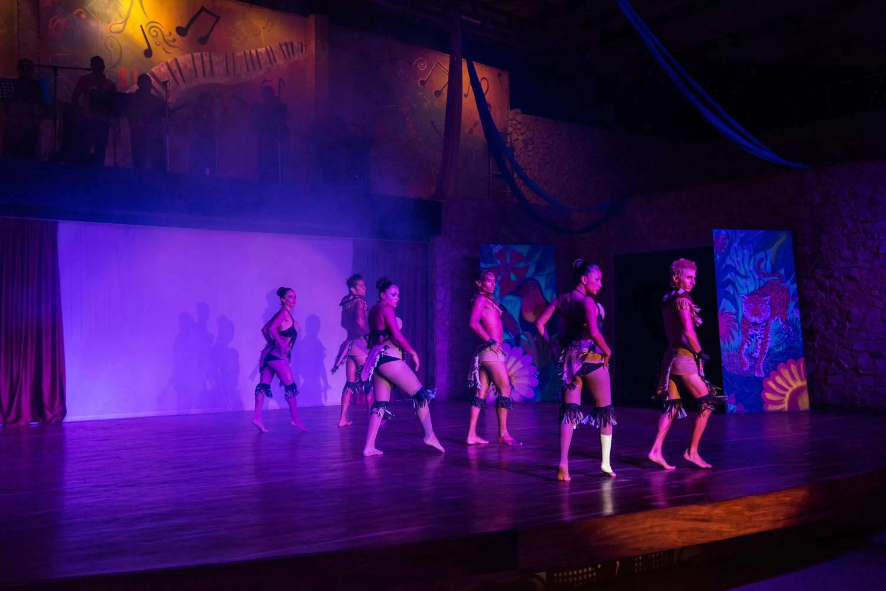 Evening entertainment in Occidental Tamarindo - All Inclusive