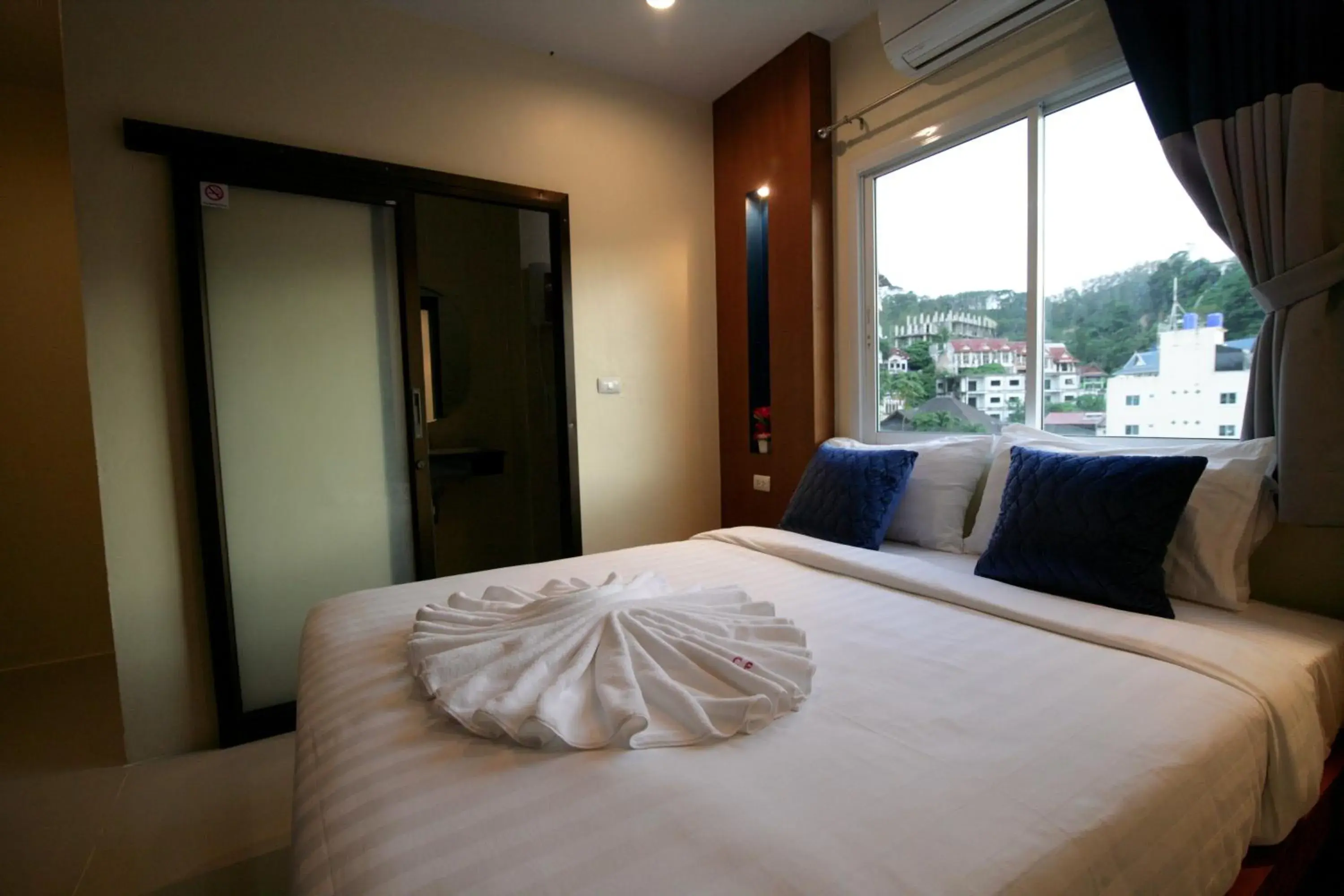 Room Photo in Calypso Patong Hotel