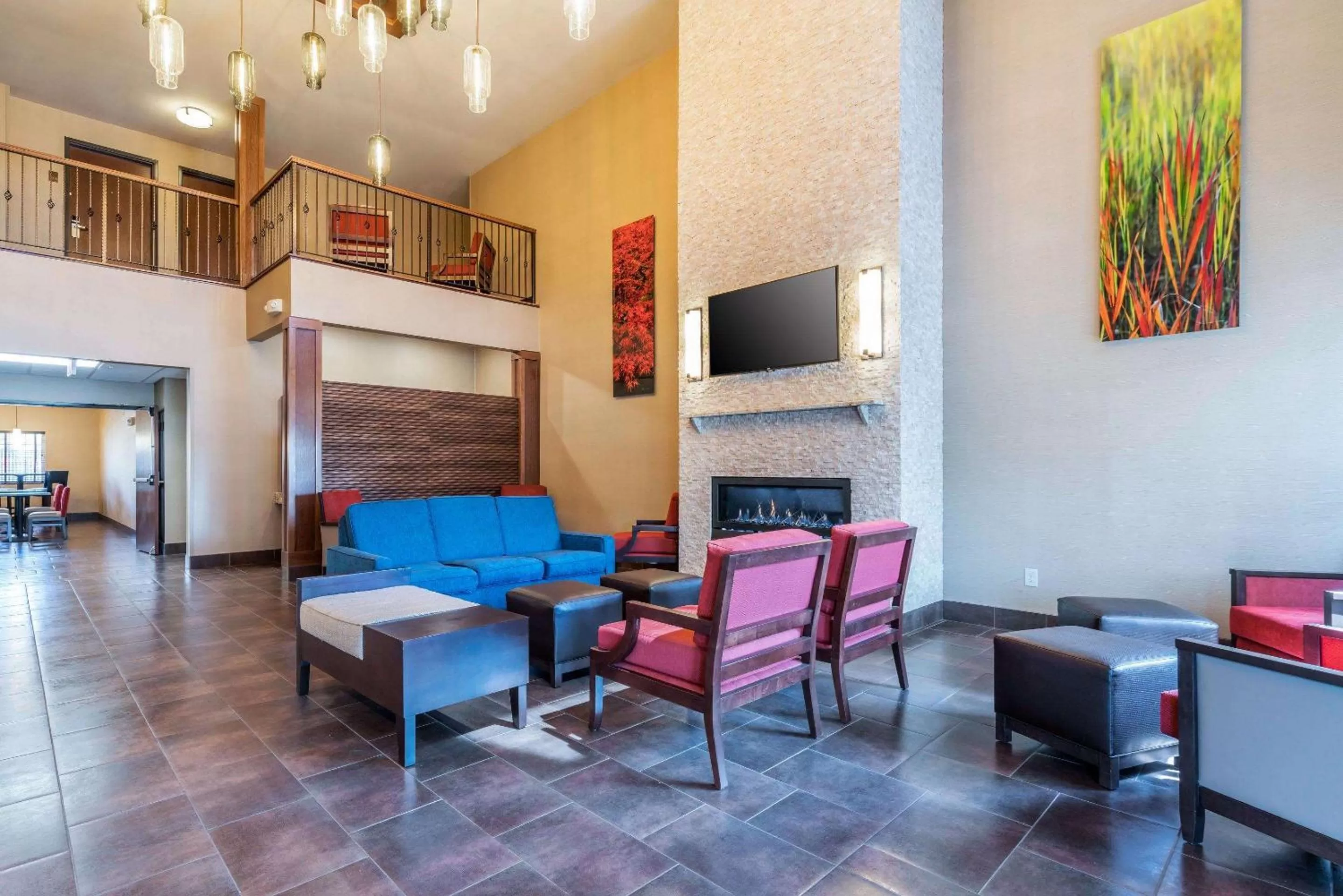 Lobby or reception in Comfort Suites Yakima