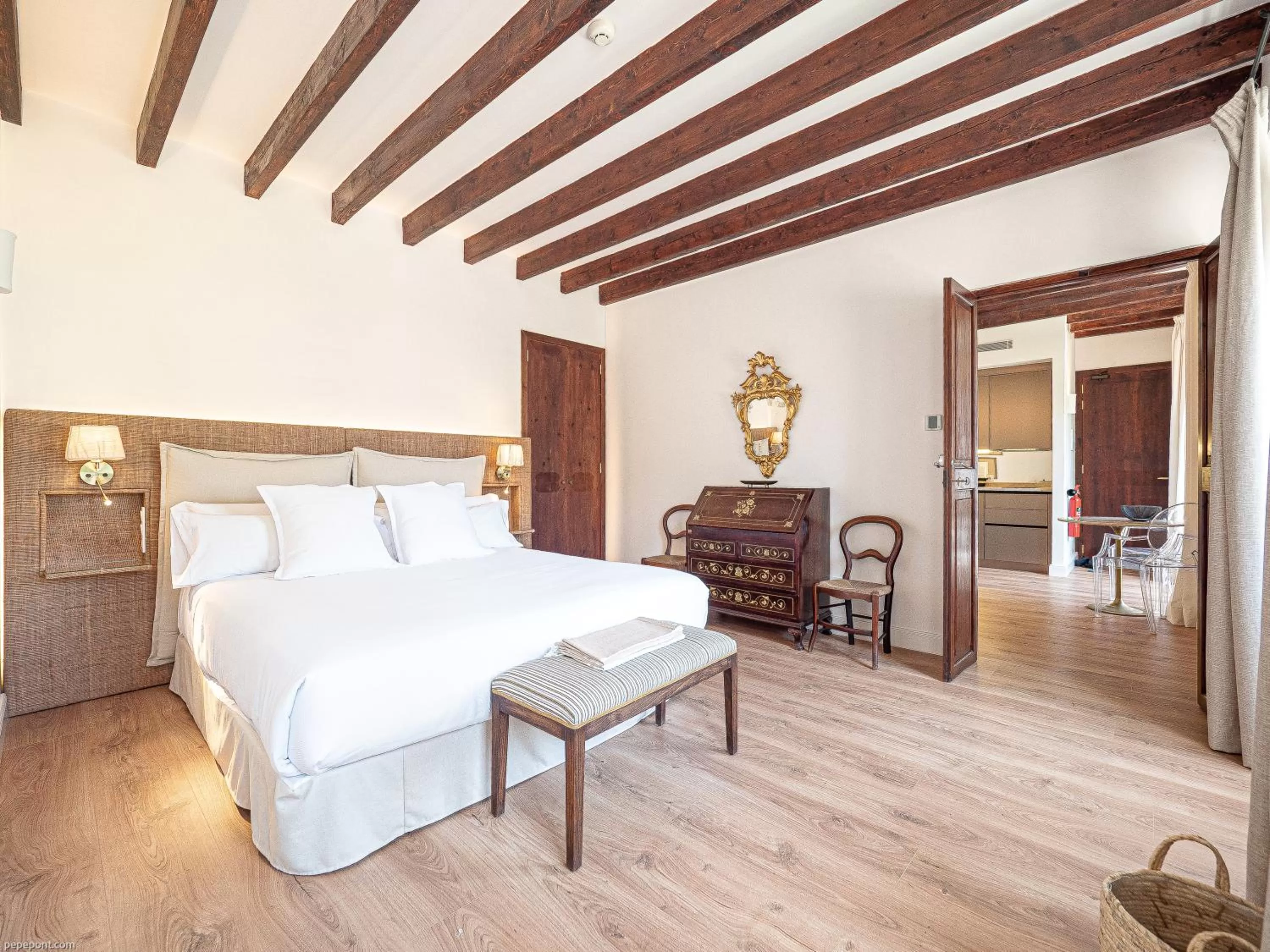 Bed in Ca'n Puig de Sòller