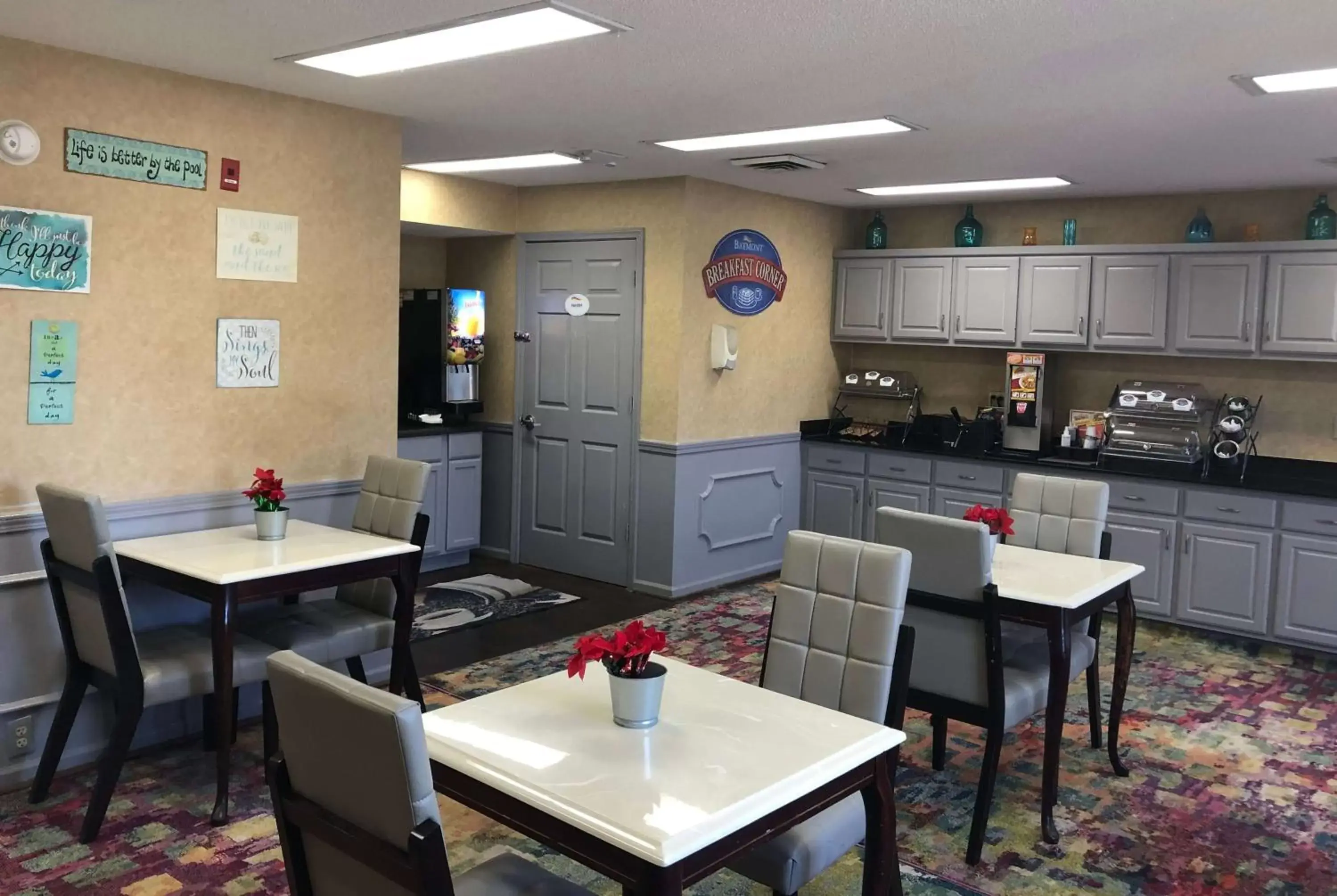 Restaurant/places to eat in Baymont by Wyndham Roanoke Rapids Restaurant/places to eat in Baymont by Wyndham Roanoke Rapids