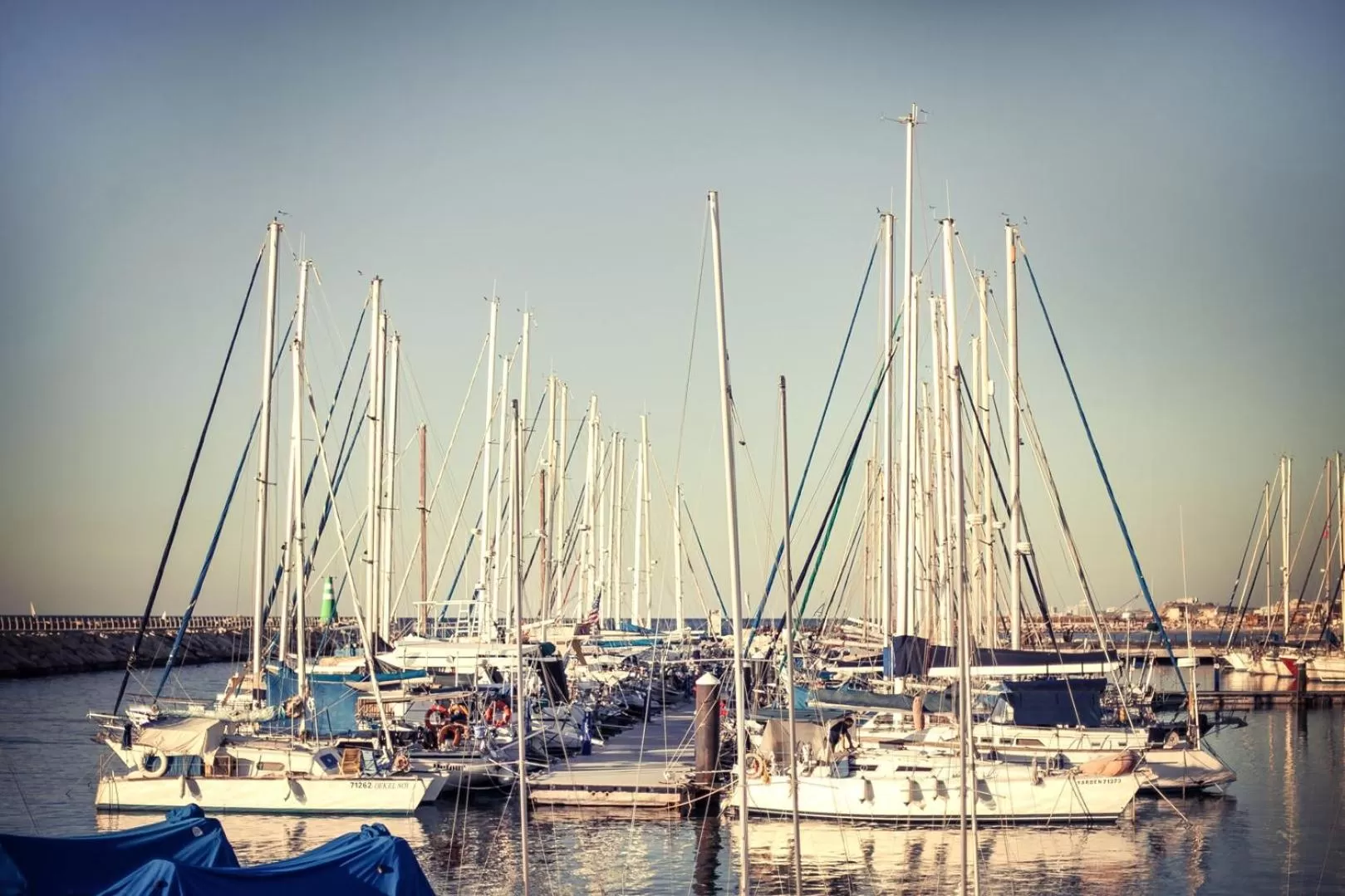 Area and facilities in Dave Downtown, a member of Brown Hotels