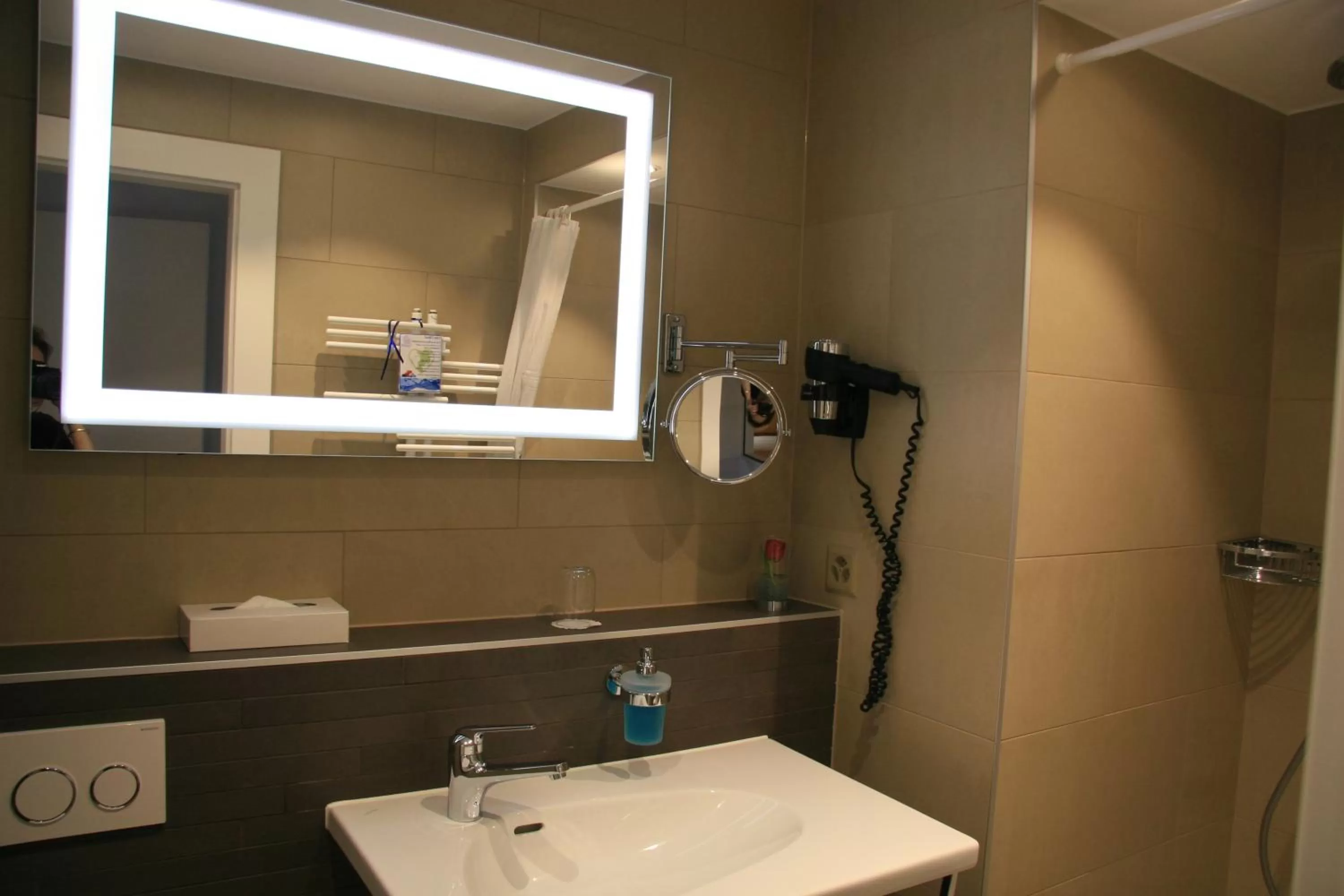 Shower in Hotel Eremitage