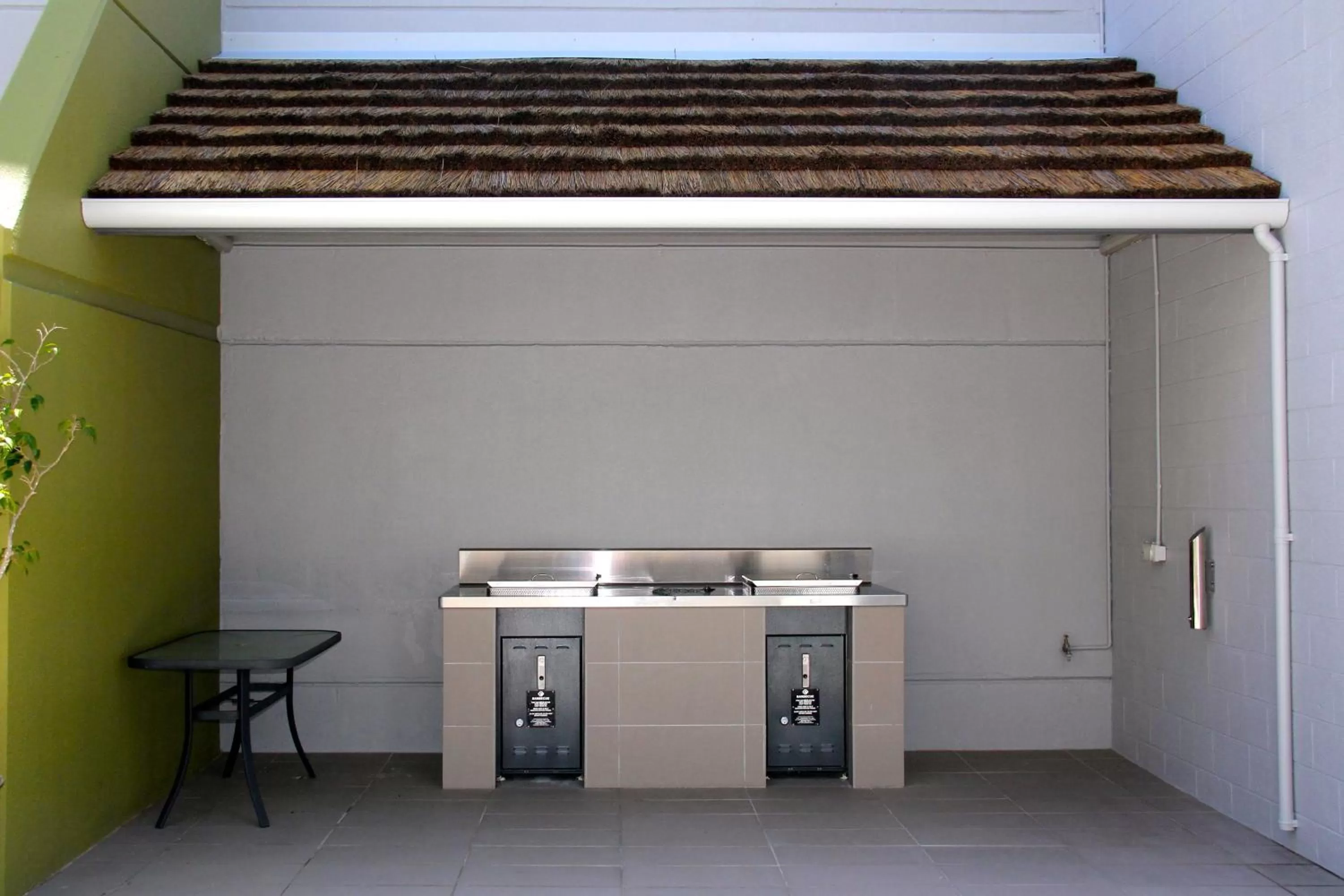 BBQ facilities in Albacore Apartments