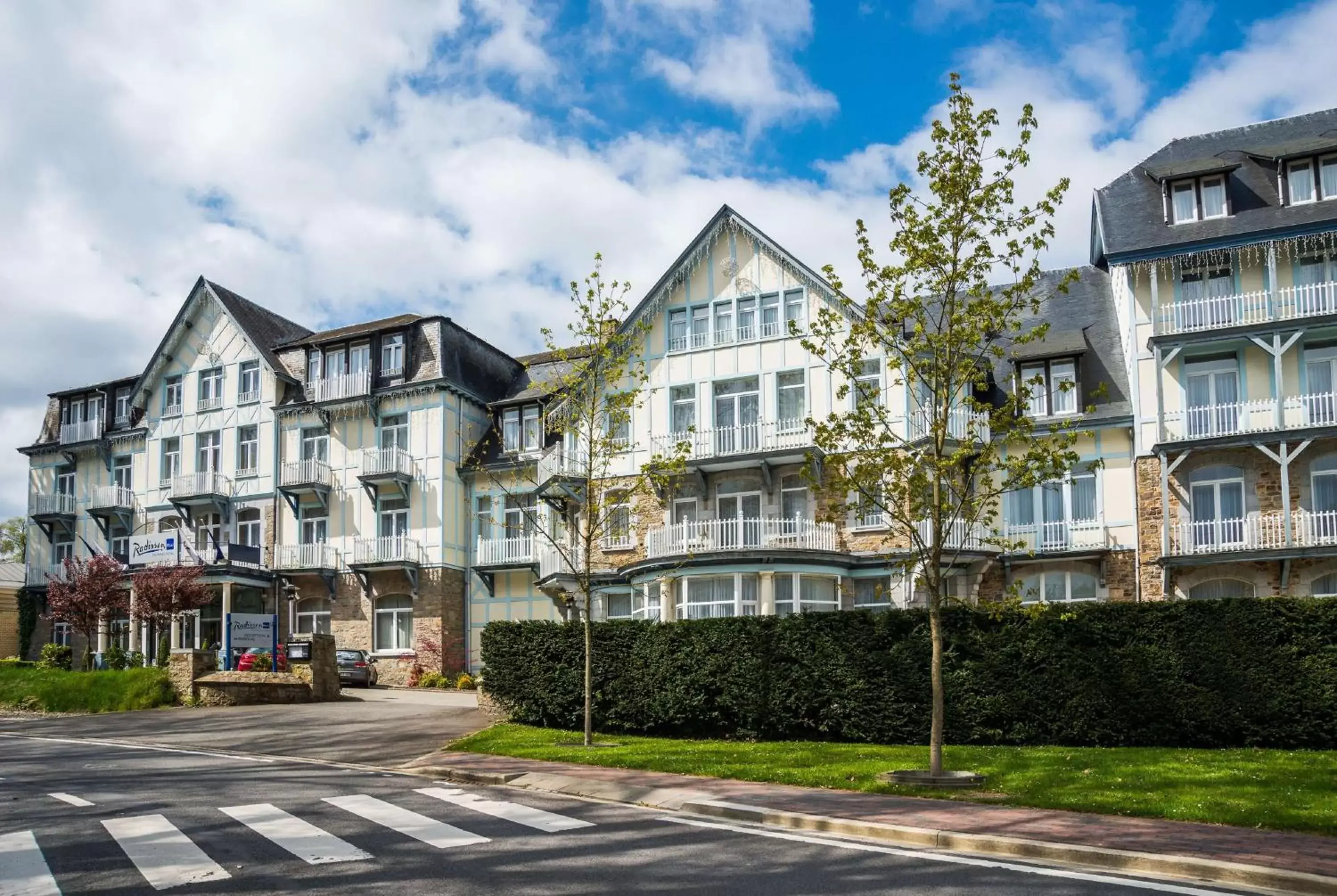 Property Building in Radisson BLU Balmoral