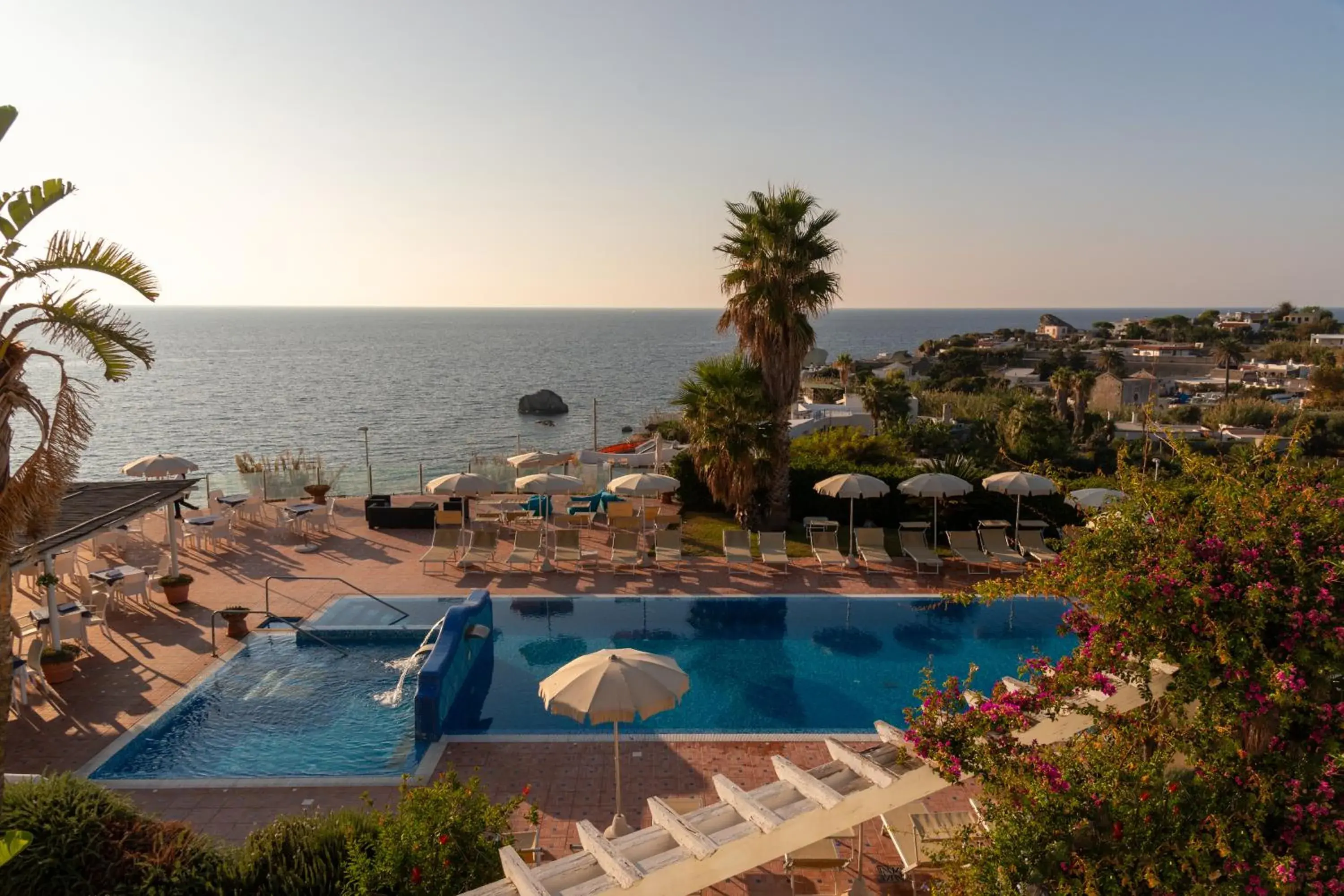 Swimming Pool in Hotel Albatros