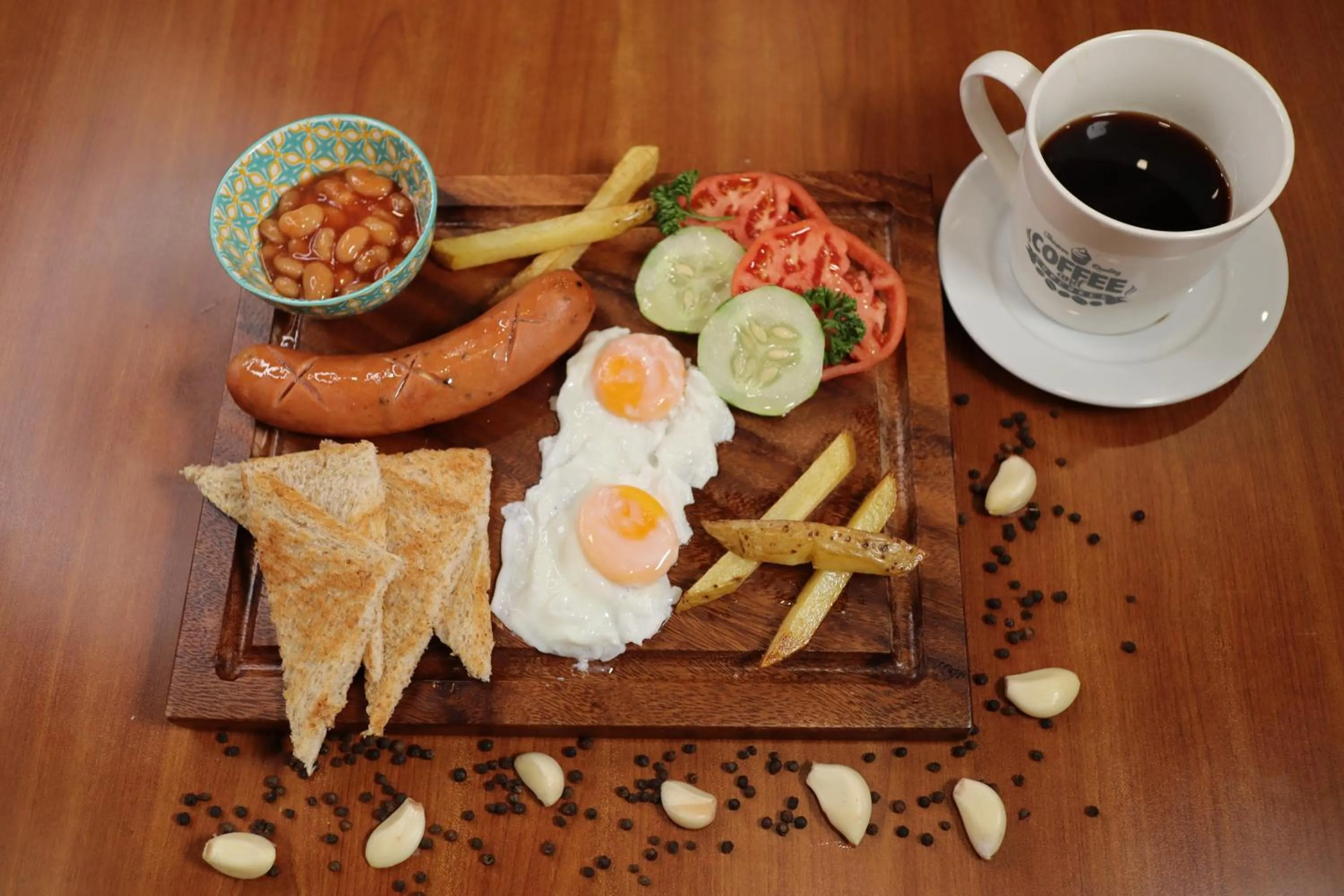 Restaurant/places to eat in The Golden Pine Hotel