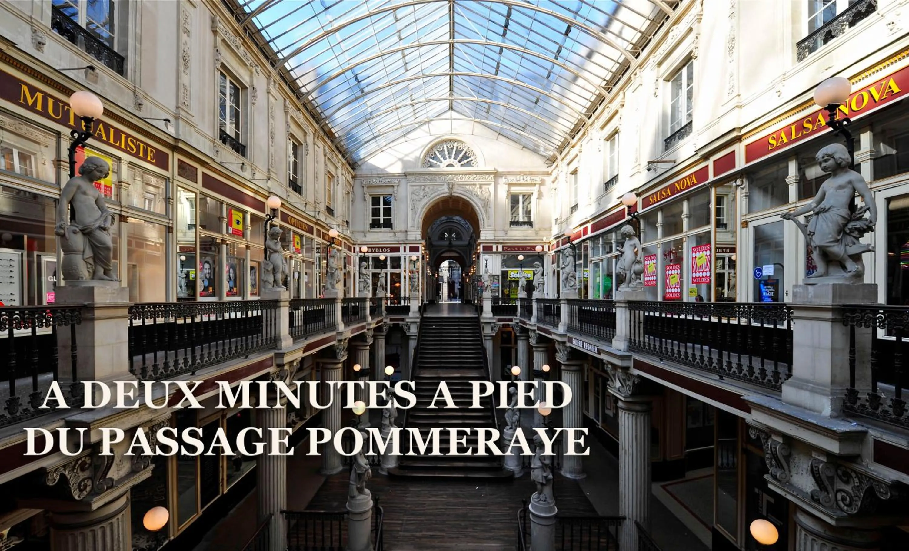 Shopping Area in ibis Styles Nantes Centre Place Royale