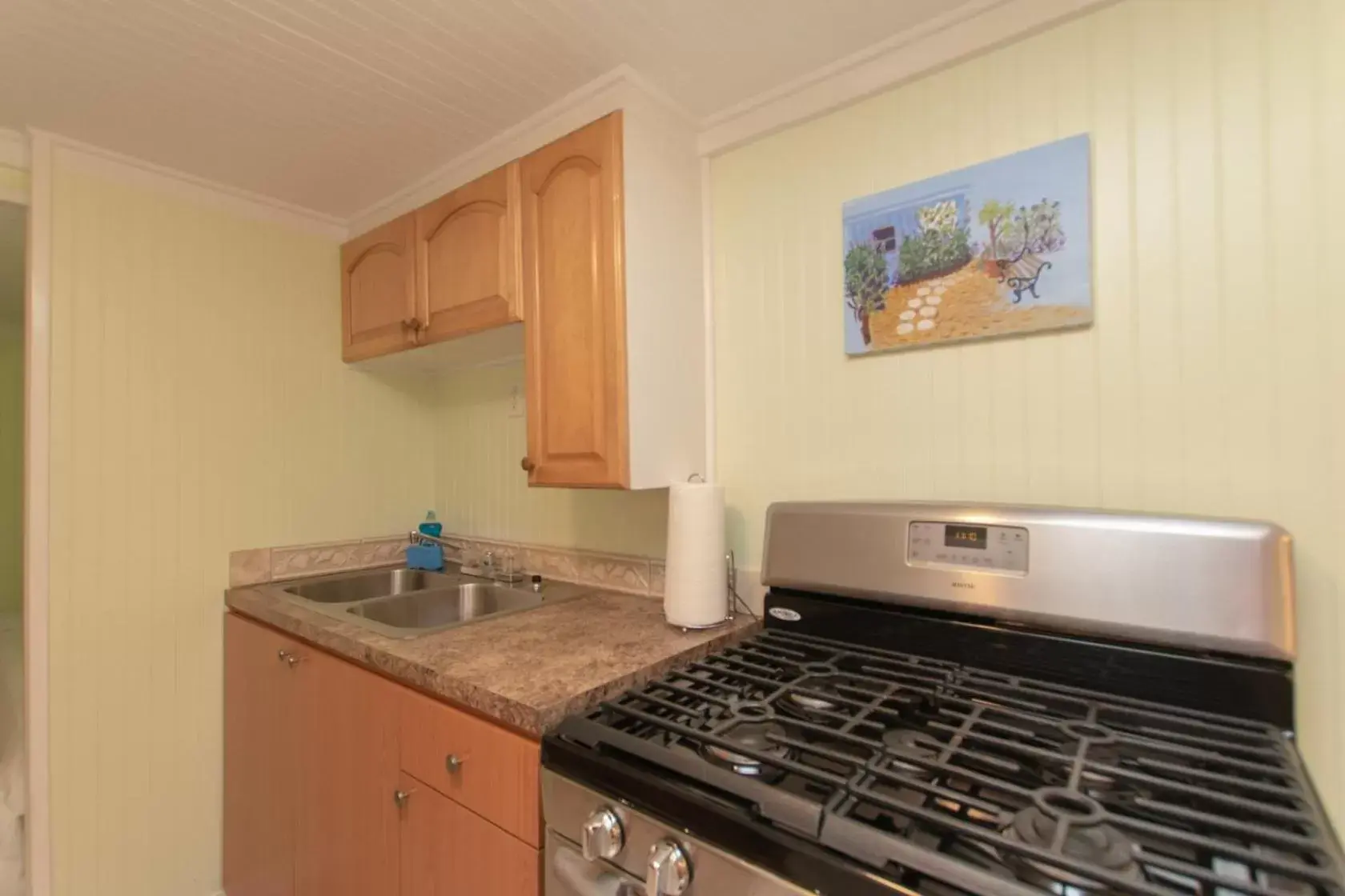 Kitchen/Kitchenette in Sunset Cove Beach Resort