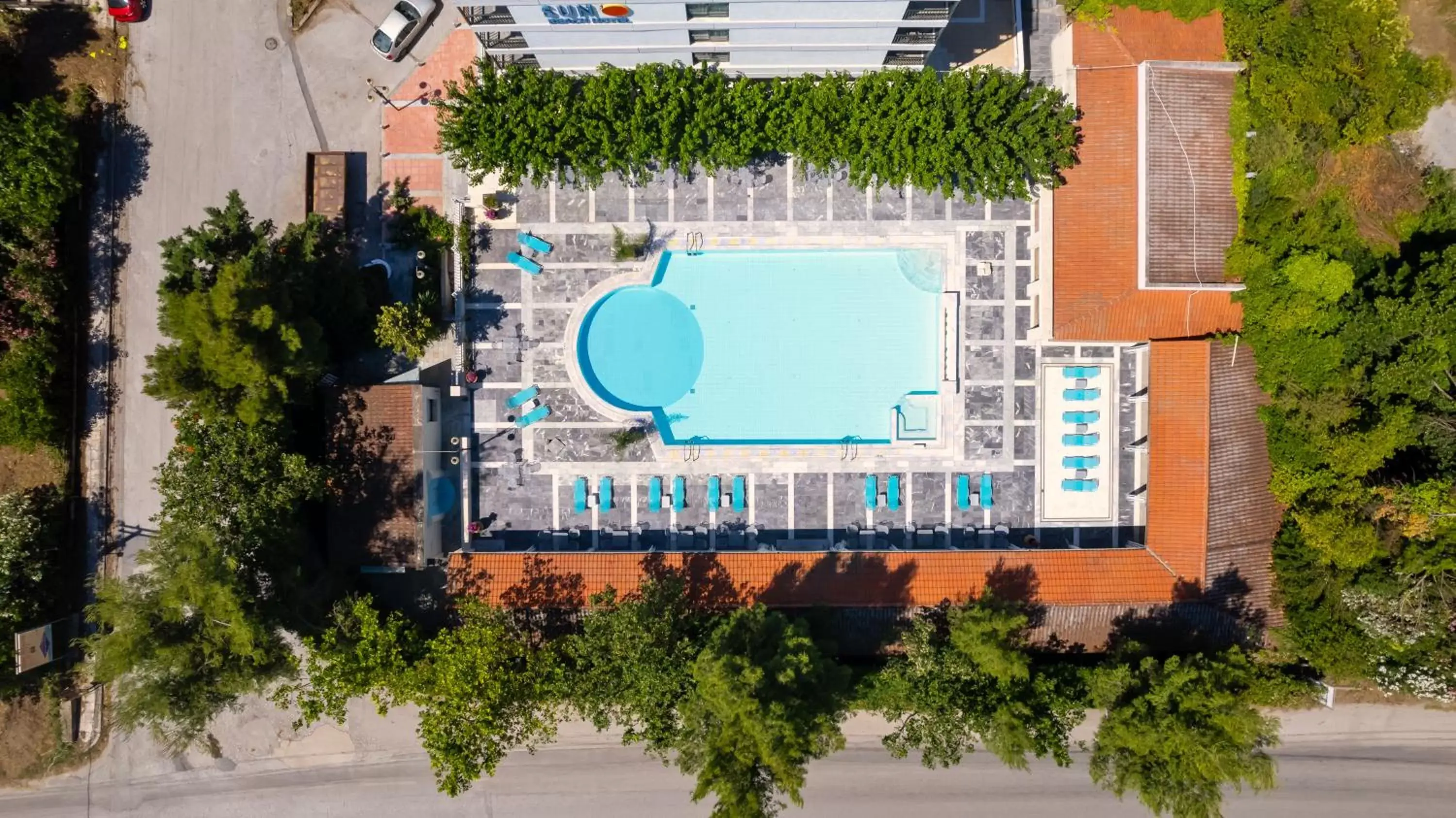 Swimming pool, Bird's-eye View in Sun Beach Hotel
