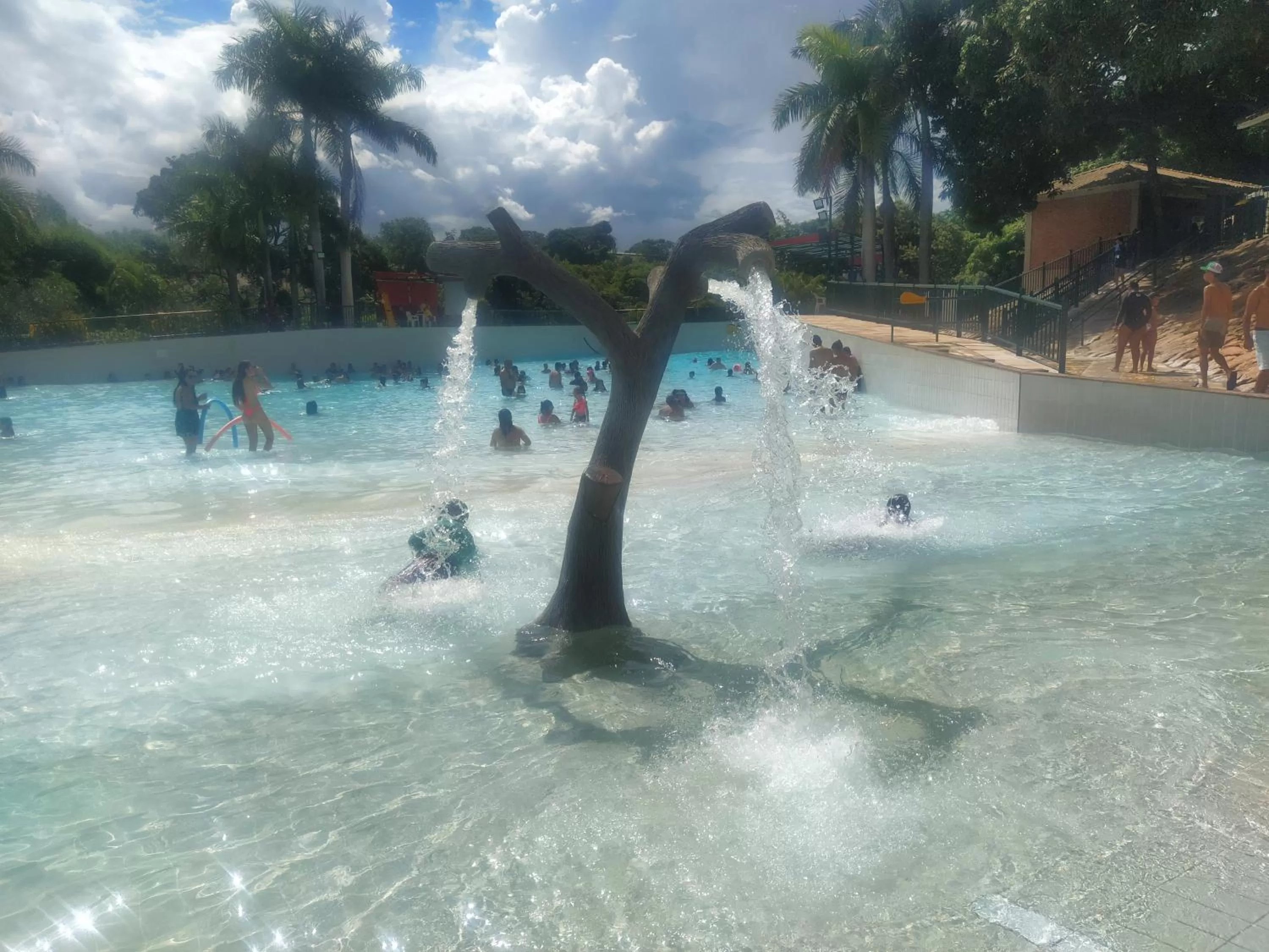 Spazzio Diroma Acqua e Splash Caldas novas, GRATIS PARK