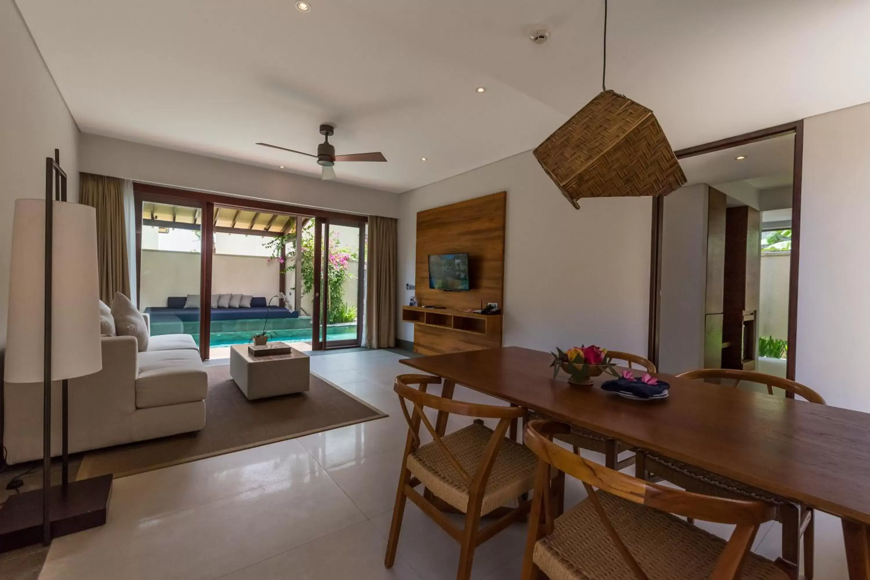 Living room, Dining Area in Katamaran Hotel & Resort