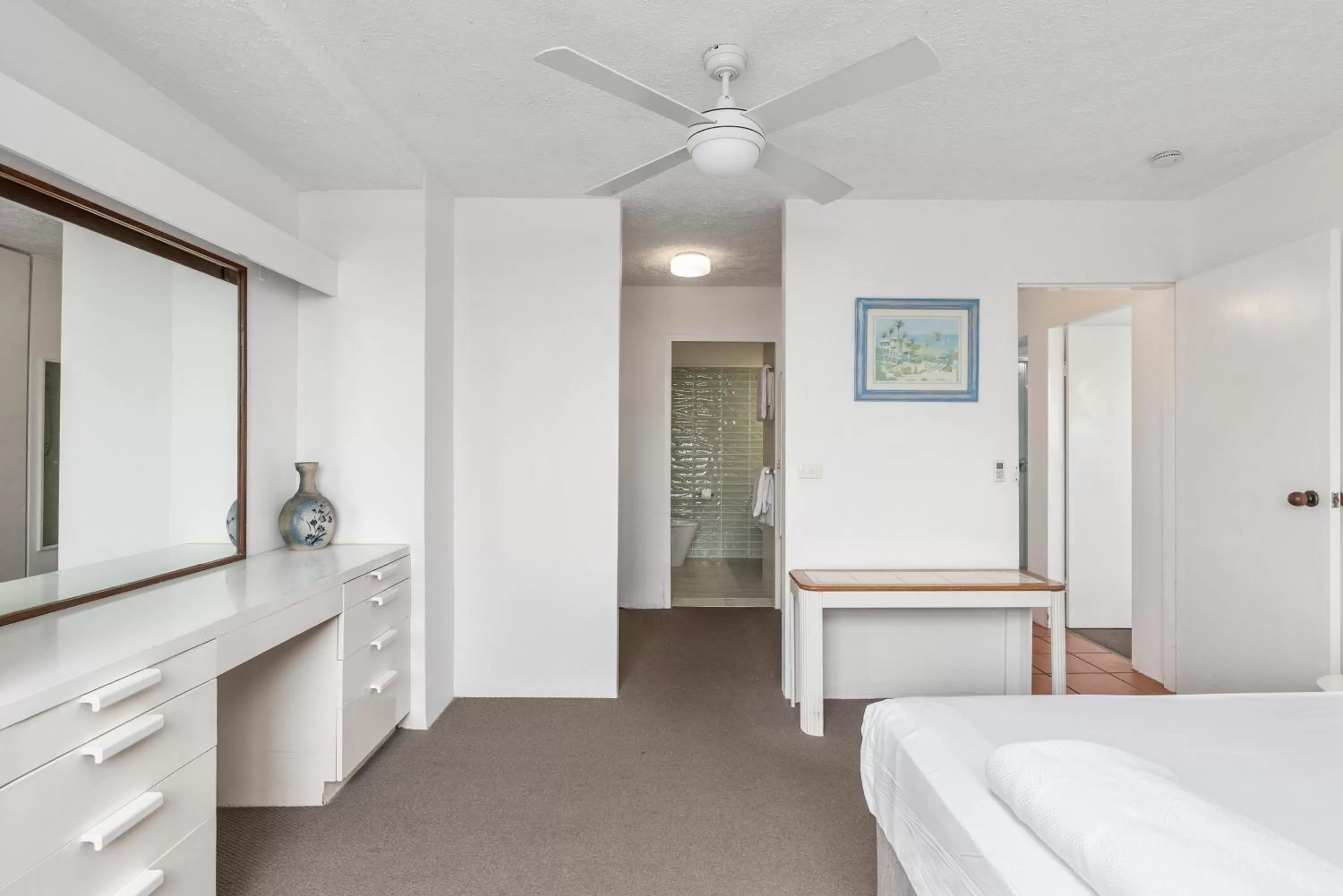 Bedroom, Bed in 84 The Spit Holiday Apartments