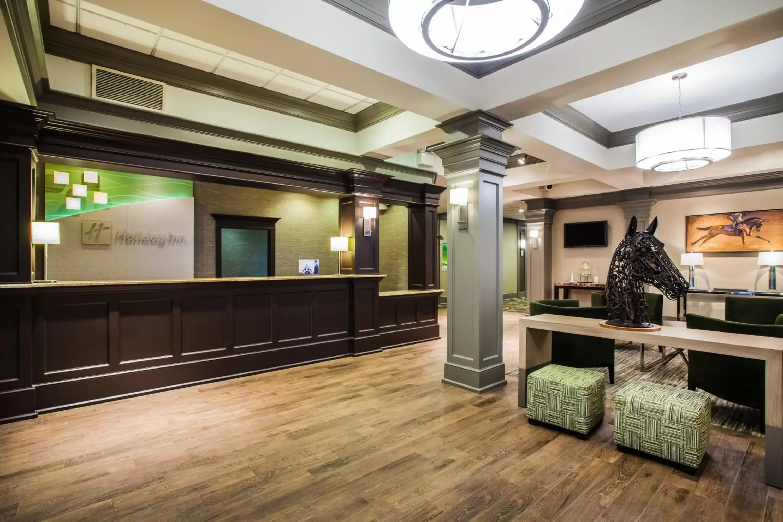 Property building, Lobby/Reception in Holiday Inn Saratoga Springs, an IHG Hotel